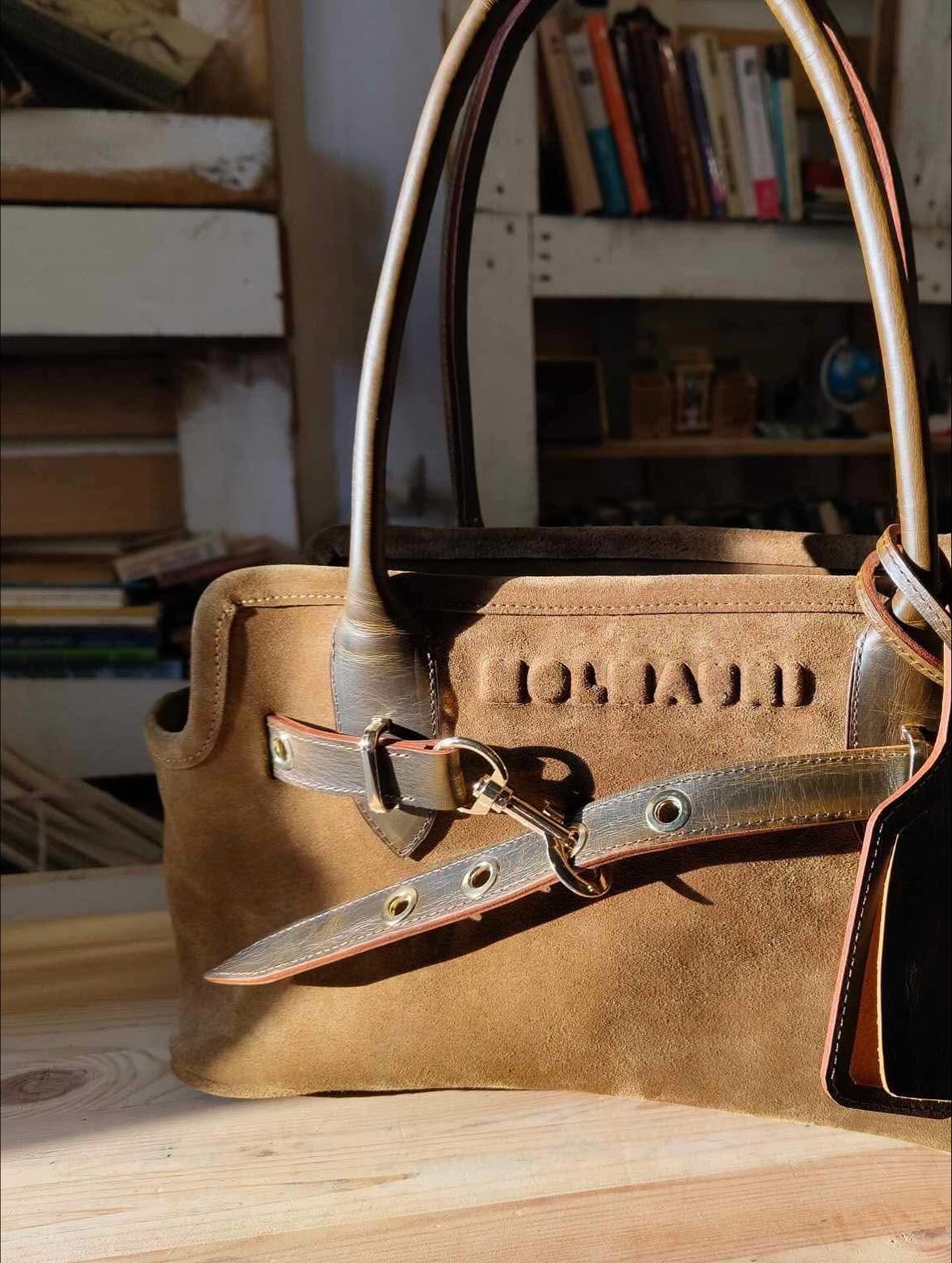 THE “MEMORY BAG” by MOLMAUNI Natural Leather 20/37/11 (H/W/D) #bag 