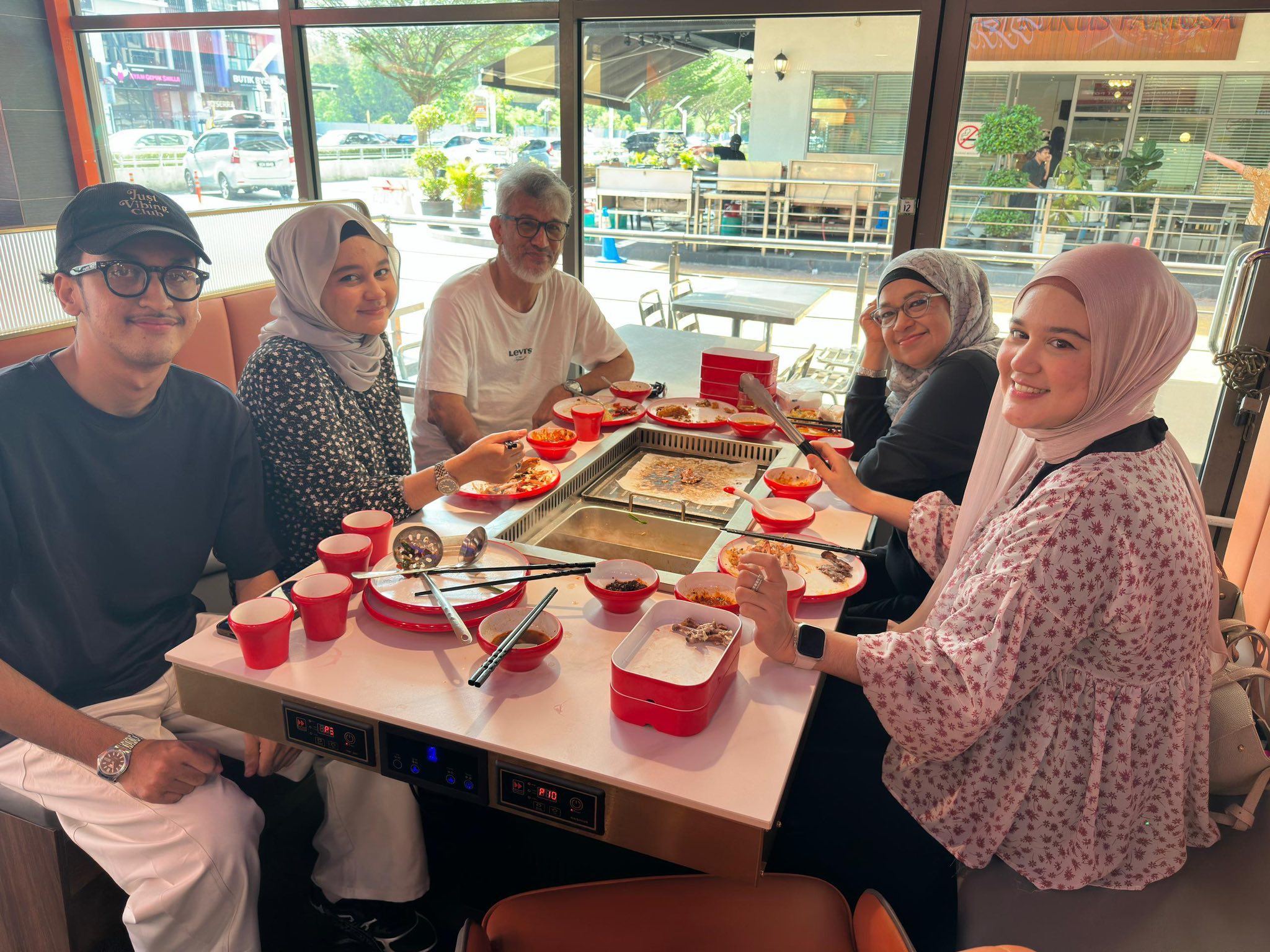 Seronok... - Roti Daging Yunus - Cawangan Kampung Baru KL | Facebook