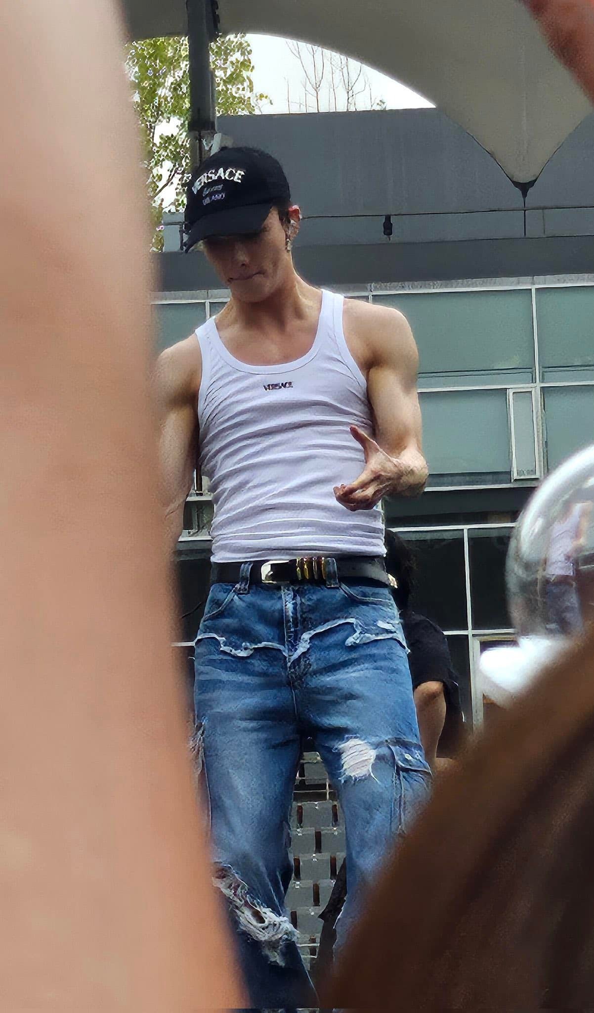 When the white tank topISNT AI Even betterits Hyunjin 🫠