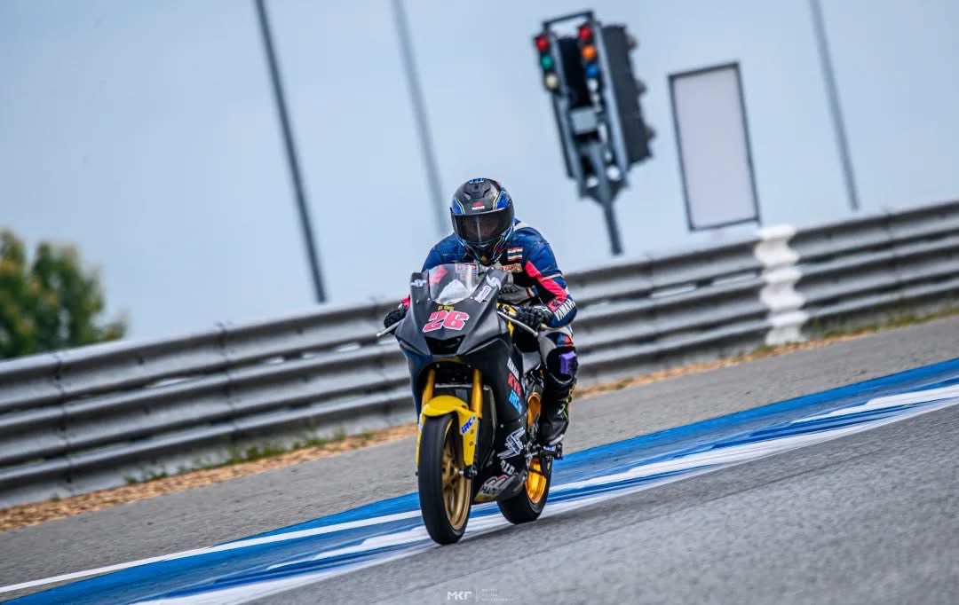 Hyper Racing