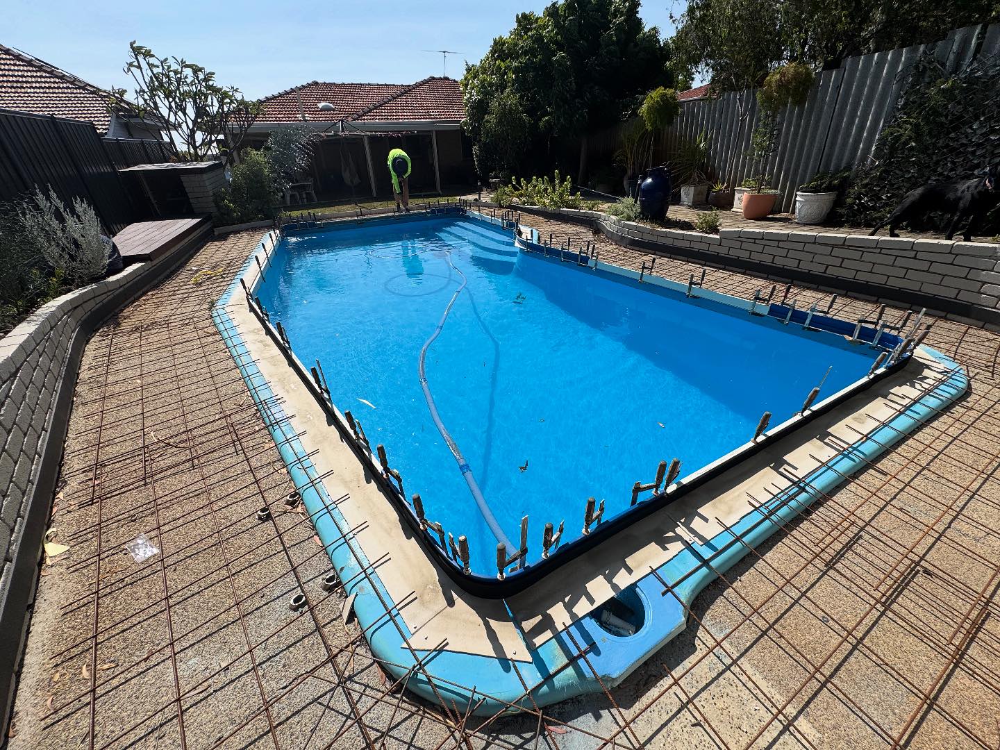 Straight Edge - Seamless Pool Edging