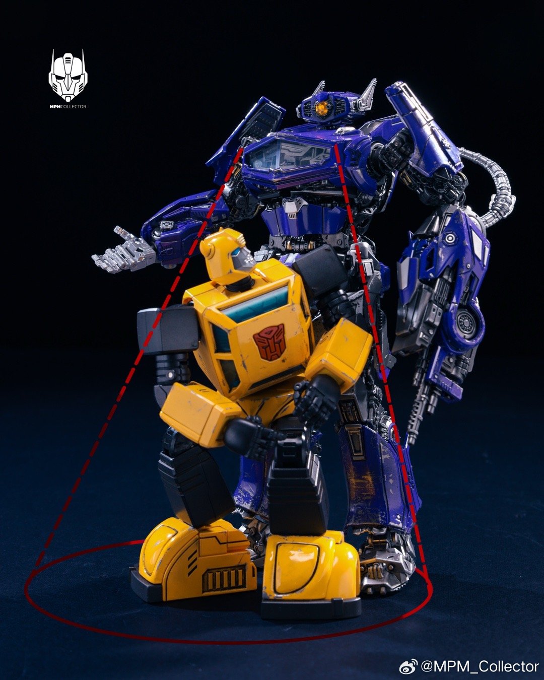 Amk pro series bumblebee shockwave figure