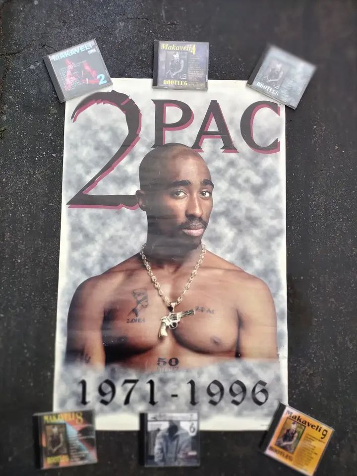 2PAC Makavelia AANGRVEET BOOTLEG ВВОТЕЕ น EG 2PAC 2 PAC ZDIEA 1971