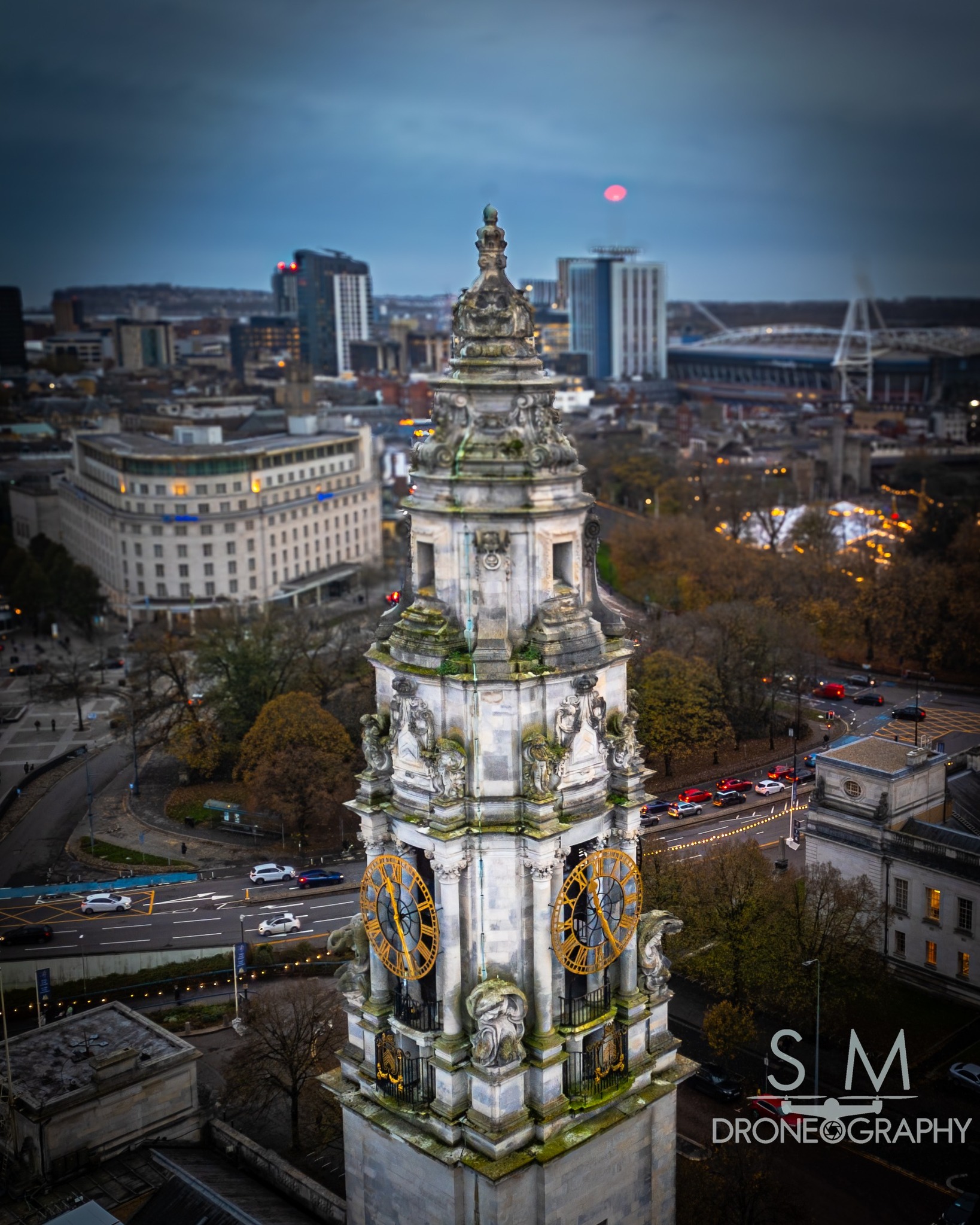 SM - 🕰️ DID YOU KNOW? The clock tower at Cardiff City Hall was ...