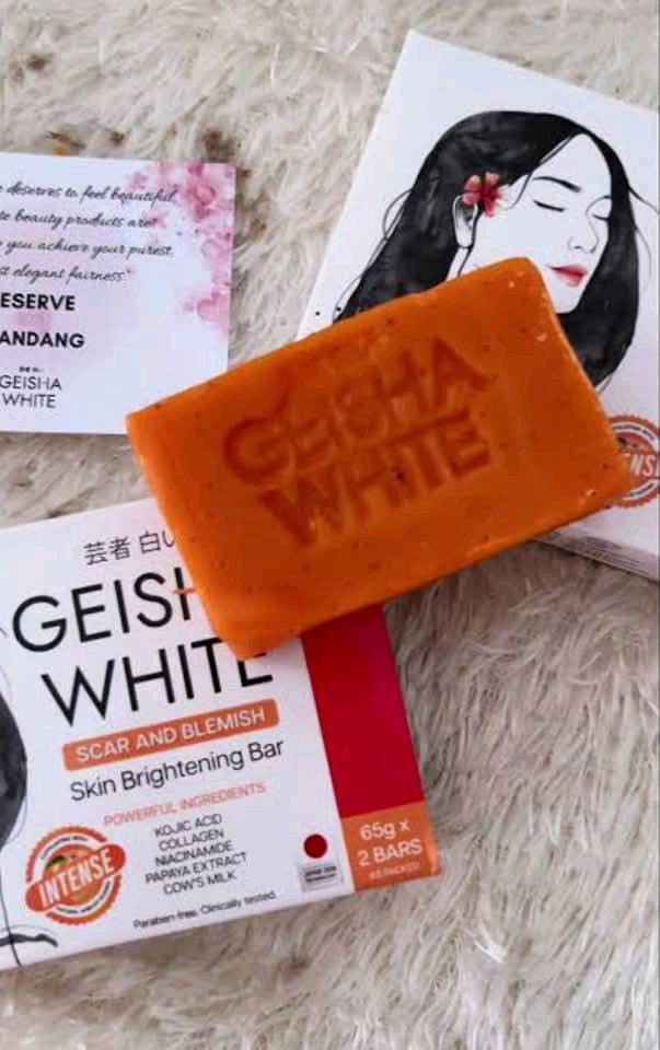 best glutathione soap philippines 𝗕𝗥𝗜𝗚𝗛𝗧𝗘𝗡𝗜𝗡𝗚 𝗡𝗔, 𝗠𝗢𝗜𝗦𝗧𝗨𝗥𝗜𝗭𝗜𝗡𝗚 𝗣𝗔? Get that luxurious, fresh, and bright skin you've been dreaming of with Geisha White Fresh — TikTok's trending brightening soap, now EXCLUSIVELY at Natasha! 💖 💧 Extra moisture BeautyFromWithin Choose Your Bundle:16oz | 1 Pack Vitamin B12 Intramuscular Injection