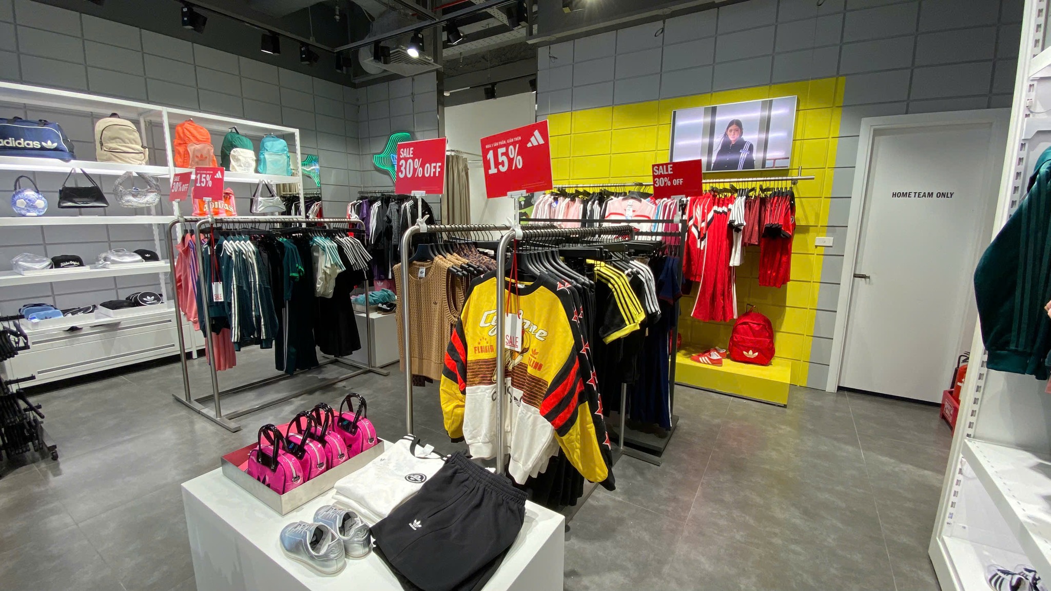 Phoenix Originals Stores