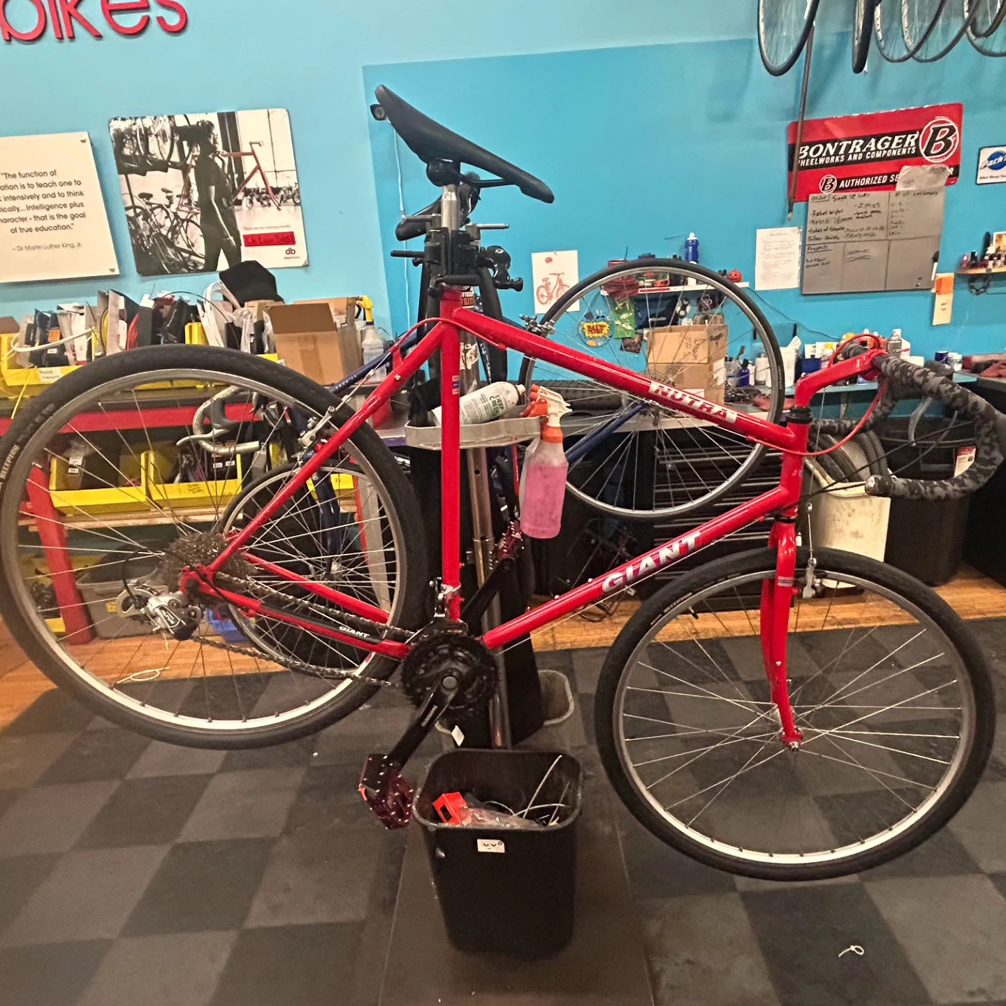 schwinn midtown bicycle Riverwalk 26in Which e-bike motor is Riding around town is Zaino Surf Spinning Rods Model:TSAWESS-882M