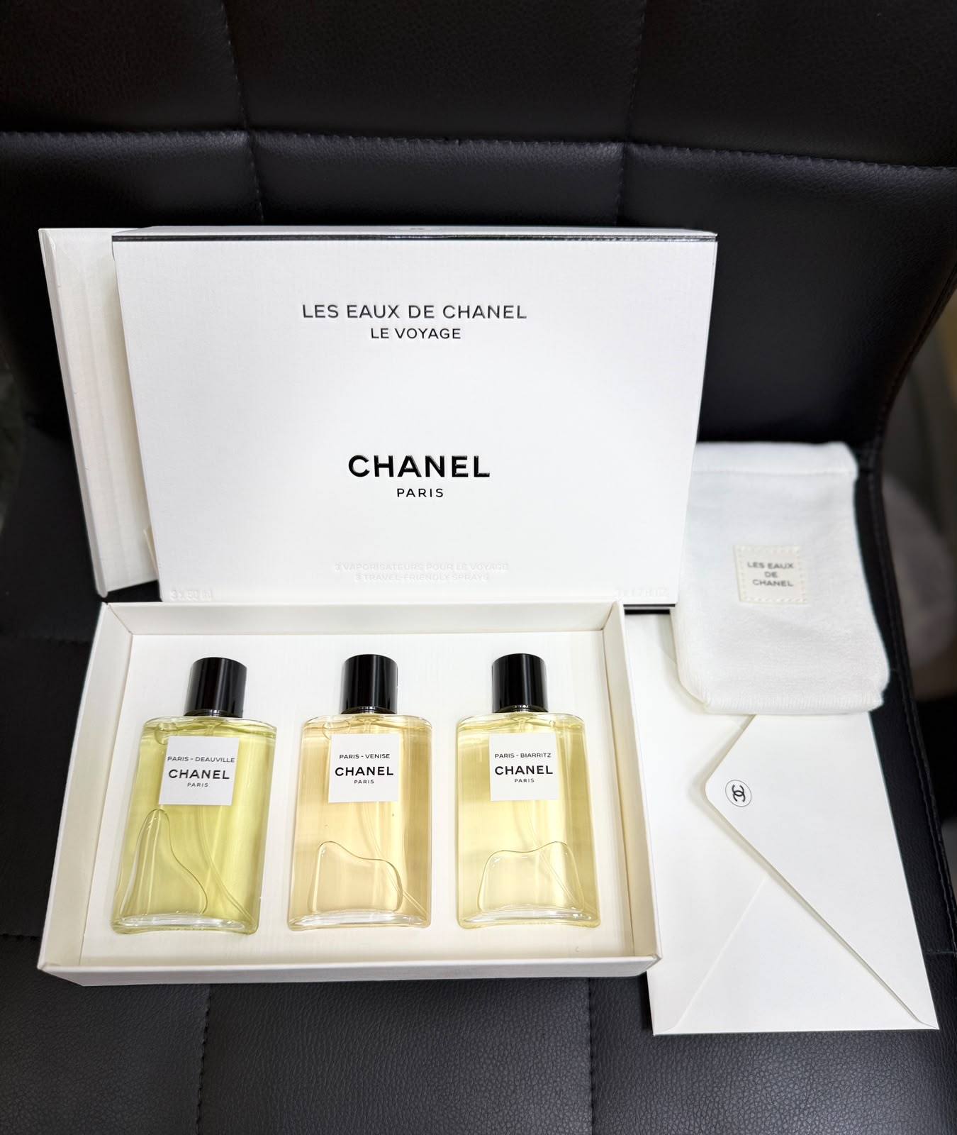 Chanel Les Eaux de Chanel Le Voyage gift set 3×50ml ? စျေး 
