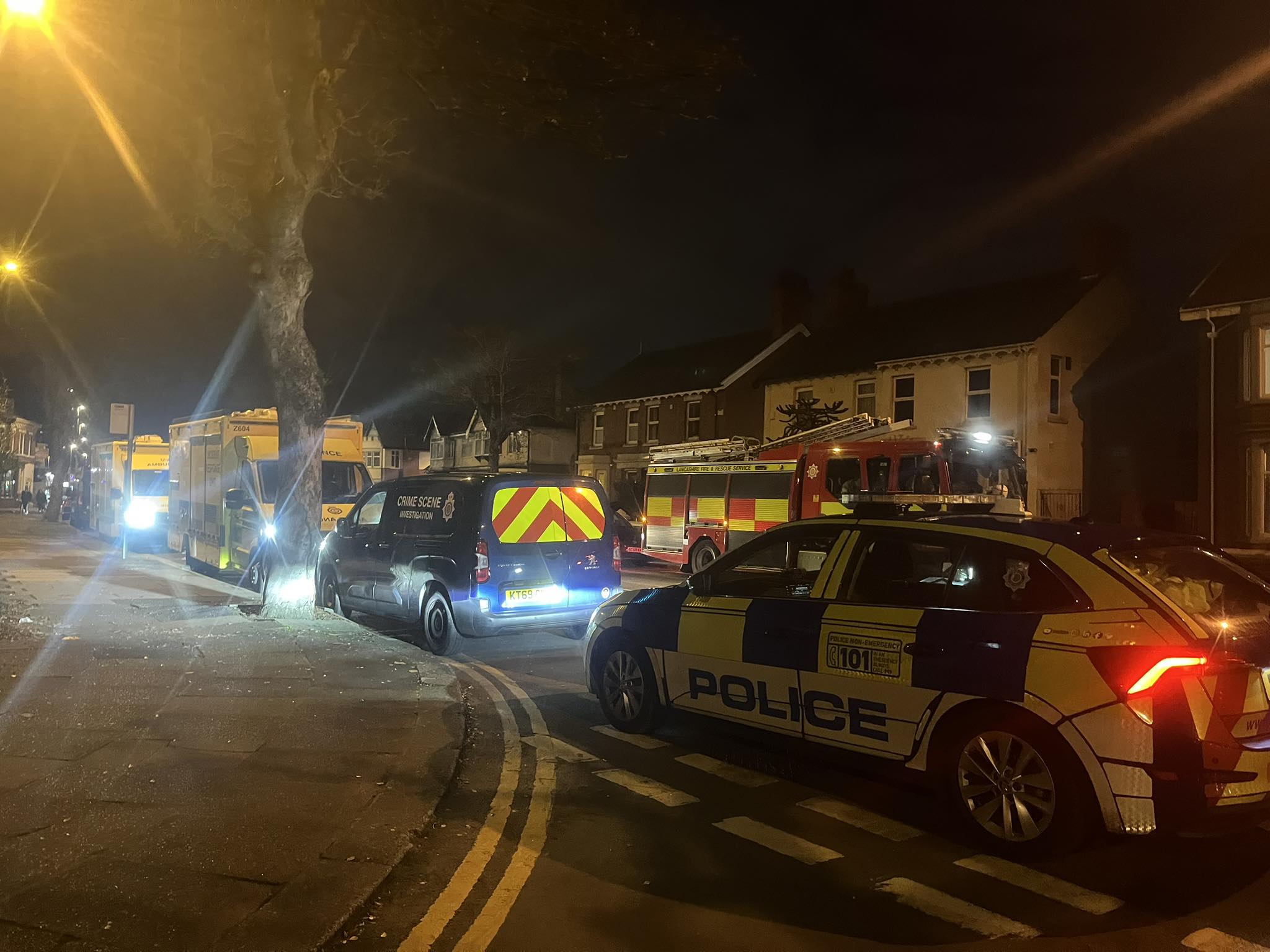 Blackpool - Police lift cordon after 16 year old arrested under the ...