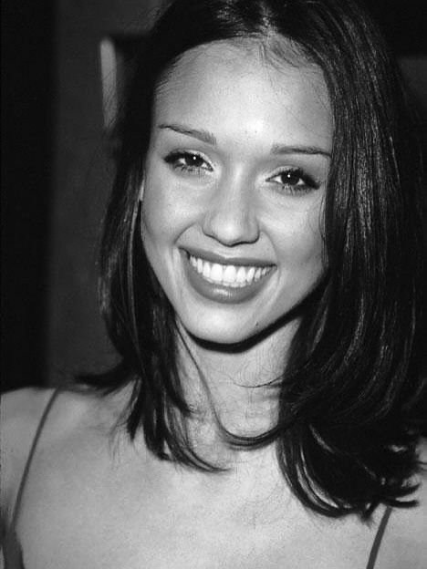 Nurfo - In the year 2000, Jessica Alba was emerging as one of Hollywood ...