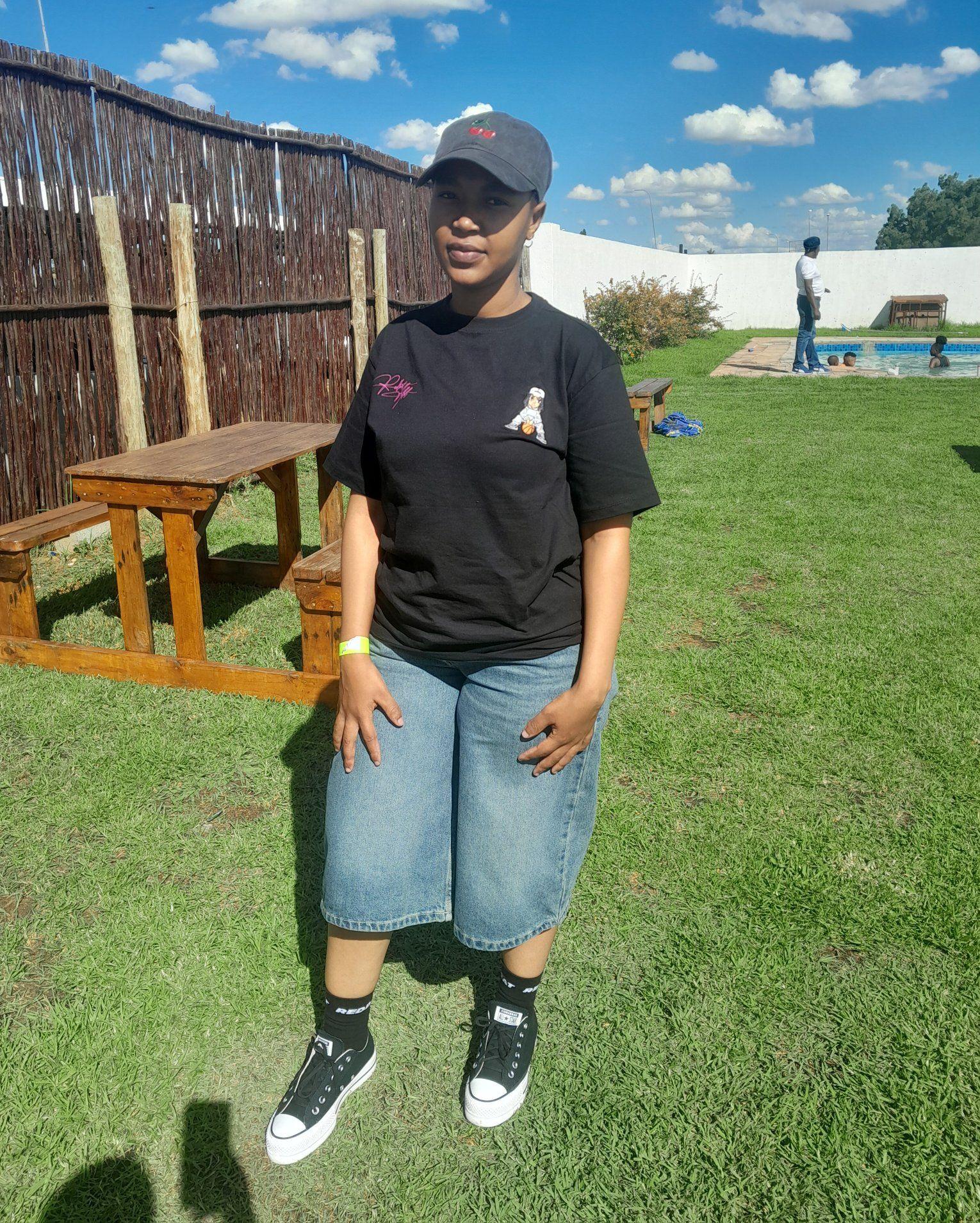 Tholwana D. Thipe