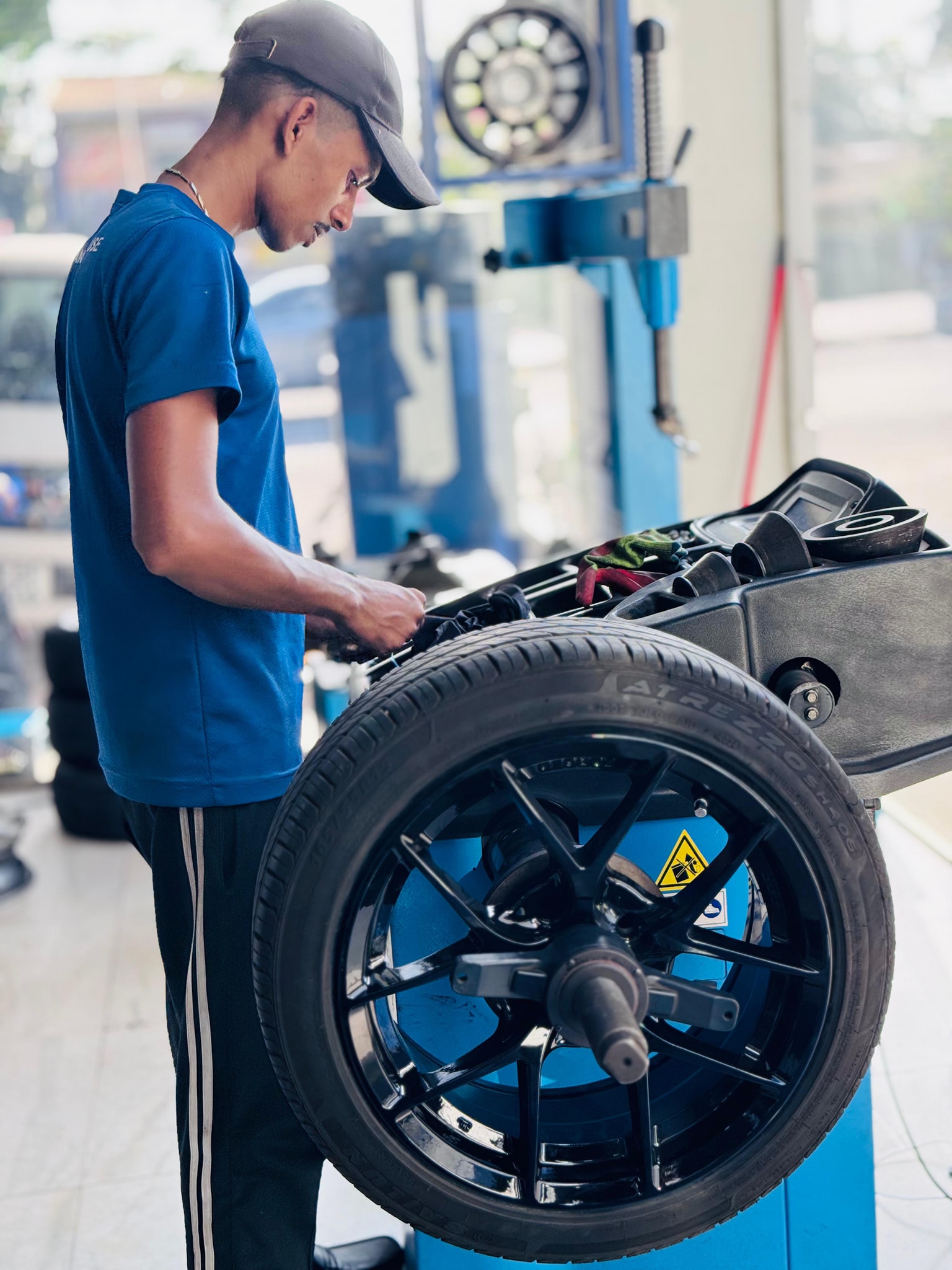 Hiran Tyre & Wheel Alignment Centre | Ja-Ela
