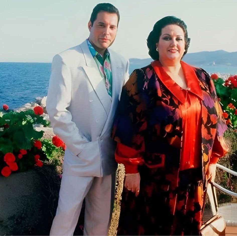 Montserrat Caballé and Freddie Mercury 😁❤️