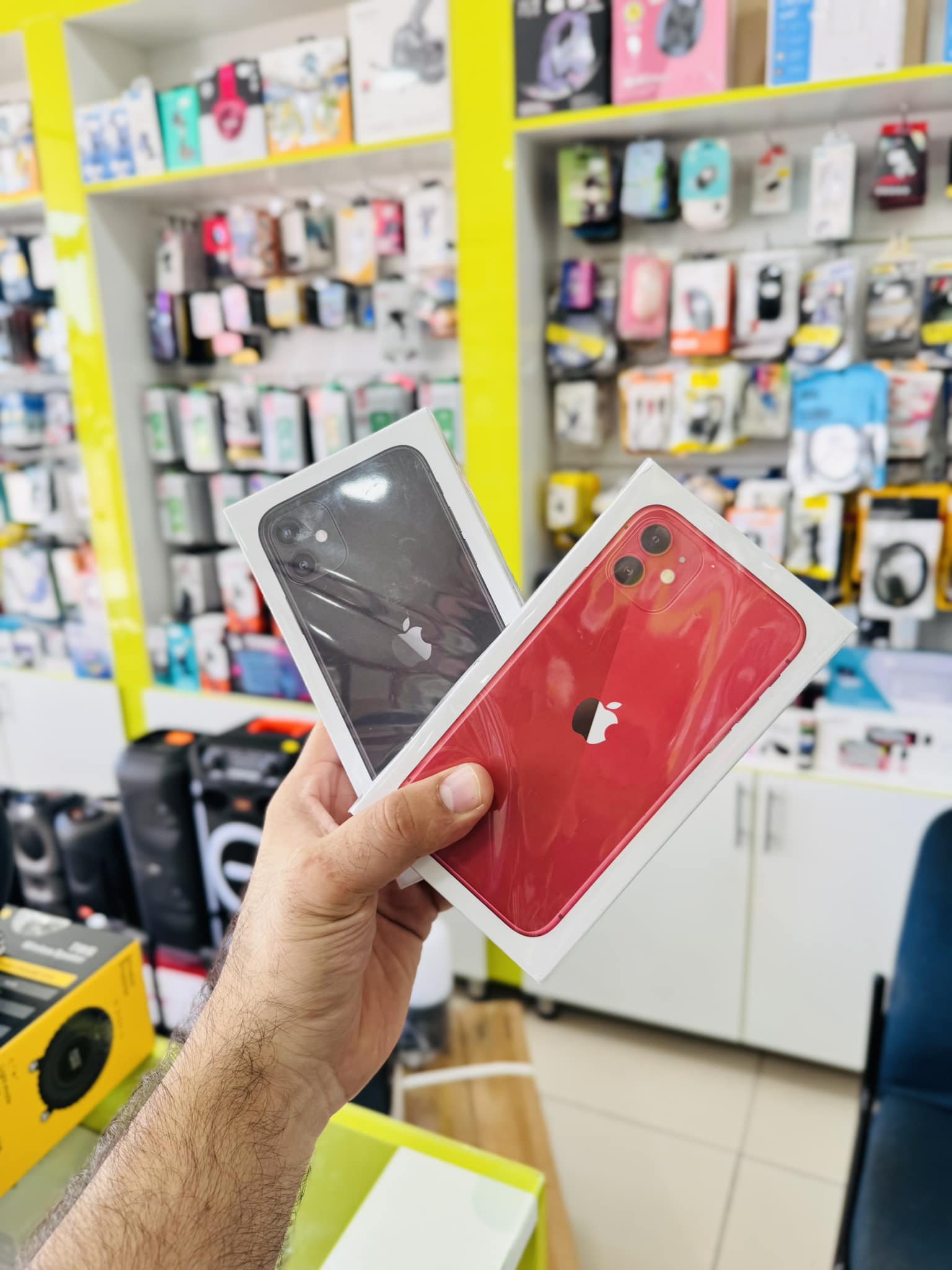 Cell Auto Page - iPhone 11 64 Gb ♥️ R6000 | Facebook