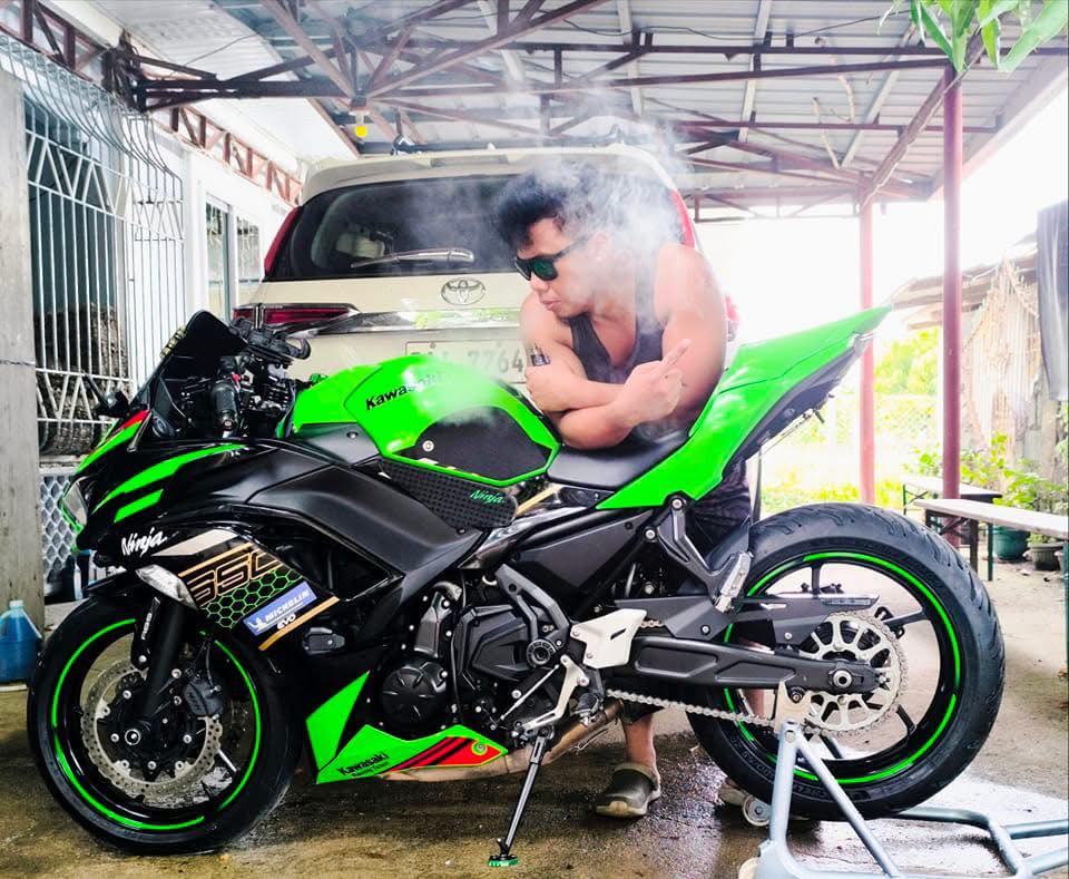 Swapping Ninja 650 KRT edition for naked or adventure bike