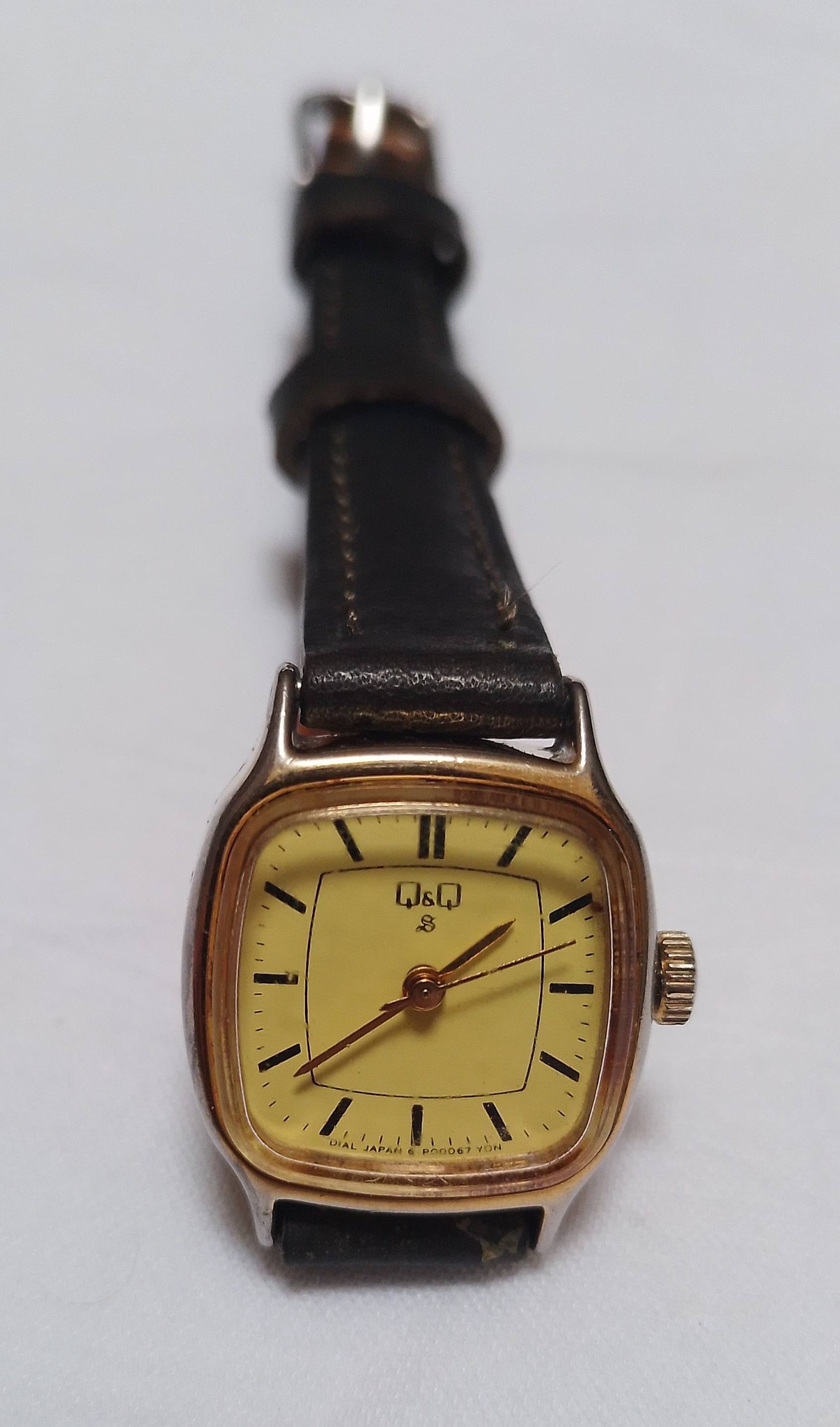 Montre Automatique Femme Vintage Q&Q - Boîtier Or Acier, Bracelet Extensible