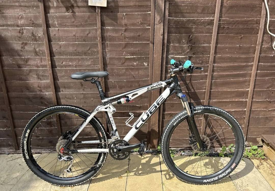 Cube AMS 125 