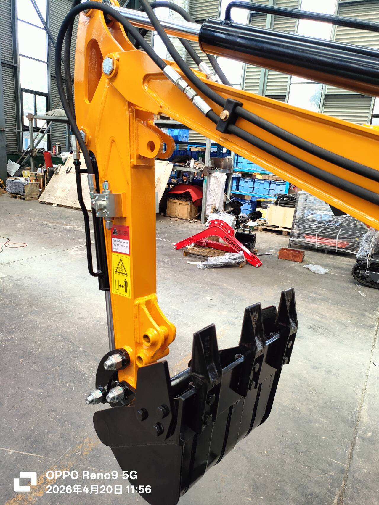HT Excavator whtsap:86-19953761536 2 OPPOReno95G OPPO Reno9 5G