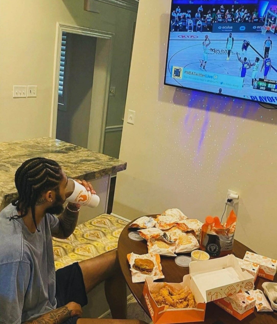 itchybootstravel - Me dis whole winter cuz sports is back and aint nun ...