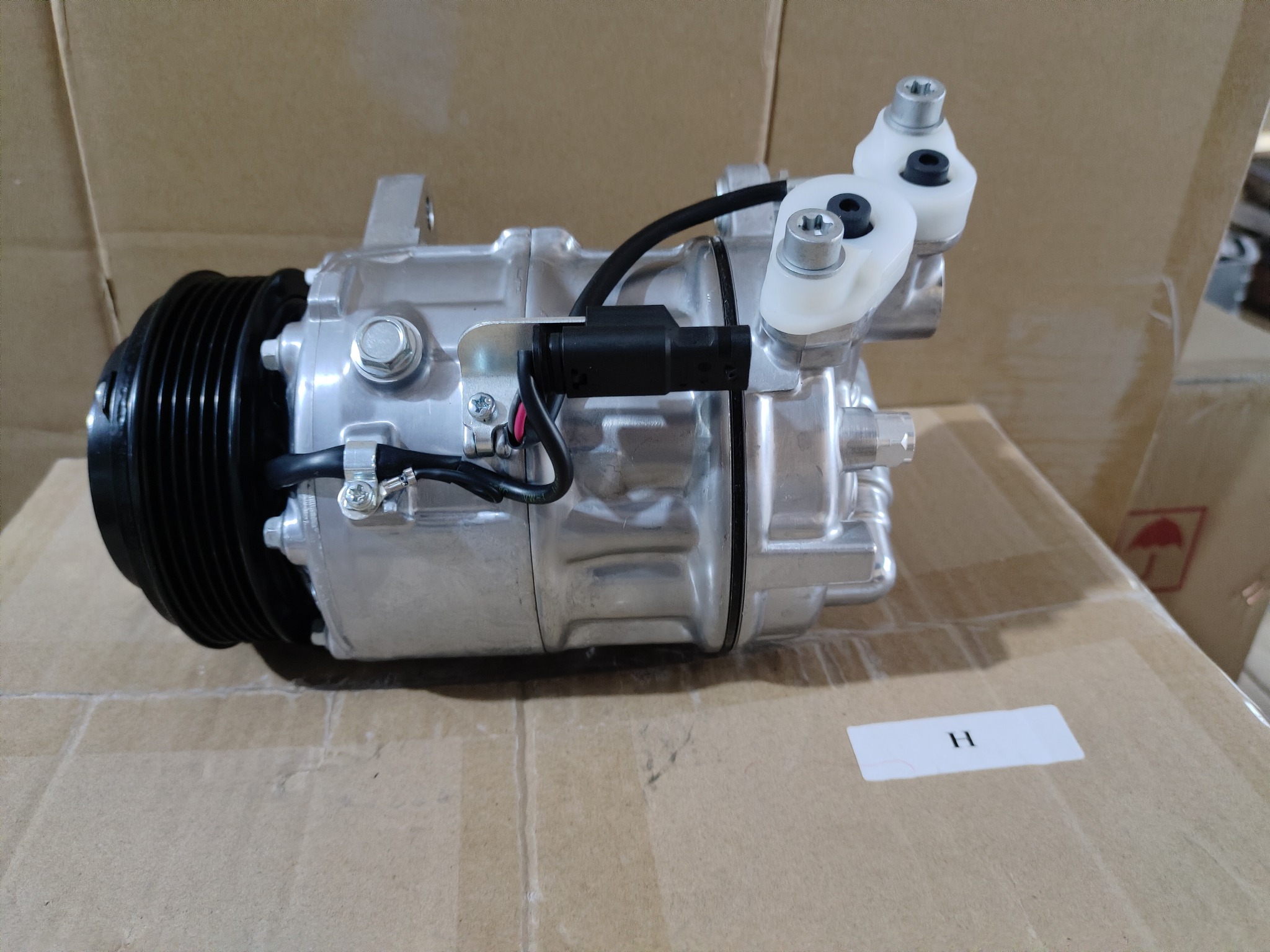 Guangzhou Yixiang auto parts factory❤️ WhatsApp/ Wechat：+
