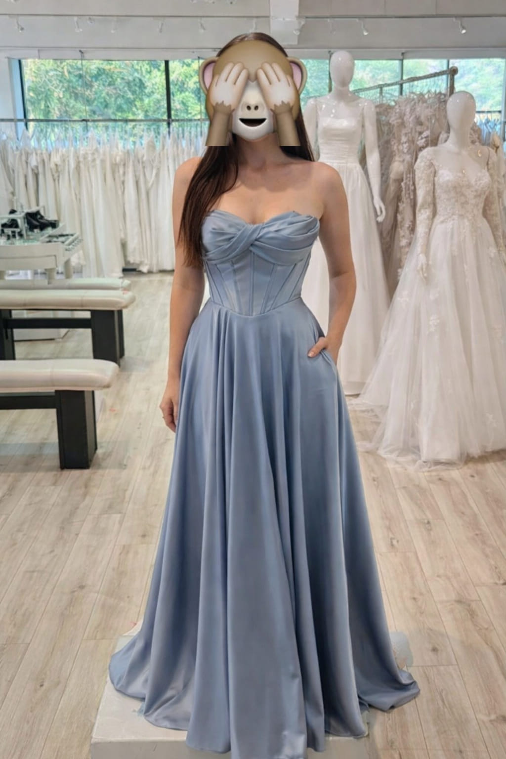 champagne dress and shoes Freesia Formal Collection:WK18REPEAT Crafted to highlight subtle Girl dress:7 Azazie Midi Dresses A-Line