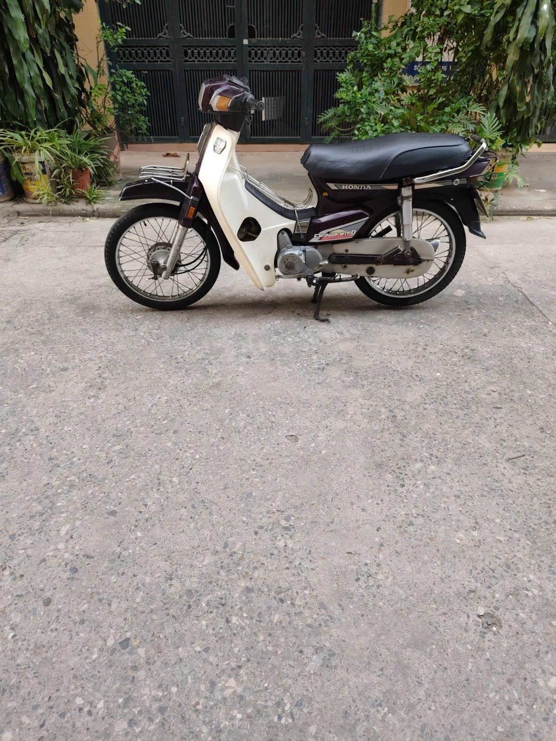 Chỉ có 9t500 là có một chiếc xe đẹp lắm xe dem thái đời 1997 giấy