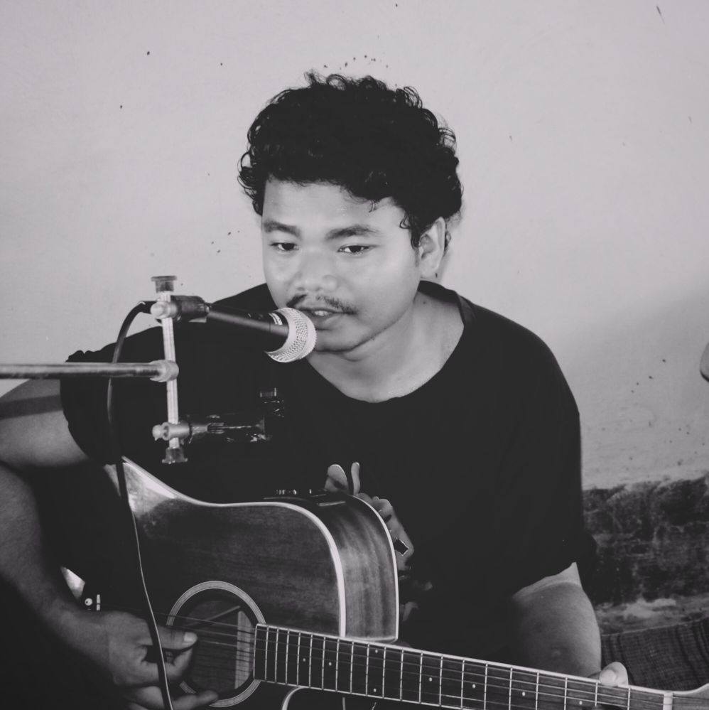 Singer : Suresh Lyrics,Tune : Novel Chakma গীত্তু গম লাগিলে বেক্কুনরে ...