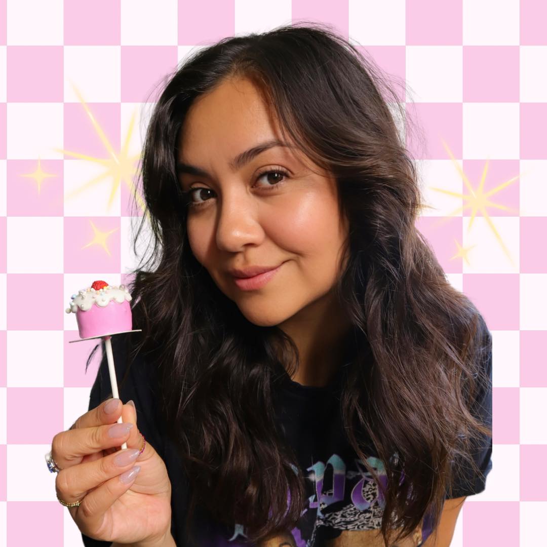 Use code OHMYPOPS10 at https://www.mylittlecakepopmolds.com/ Chocolate ...