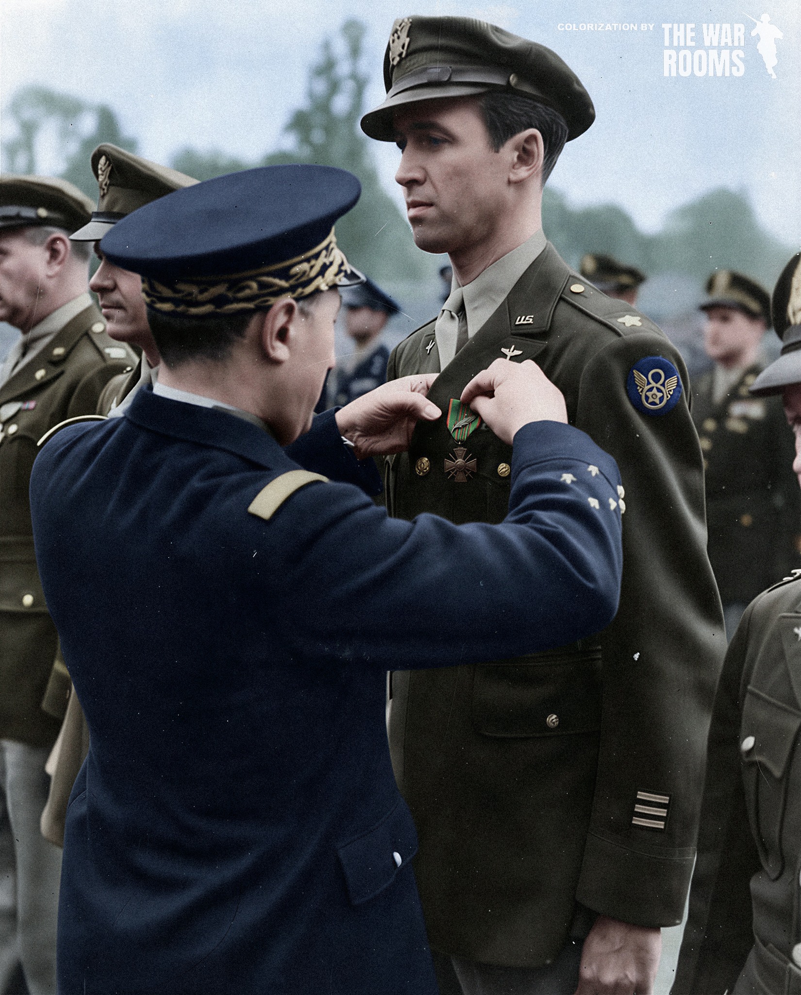 The War - Lt. Gen. Martial Valin awards the Croix de Guerre with palm ...