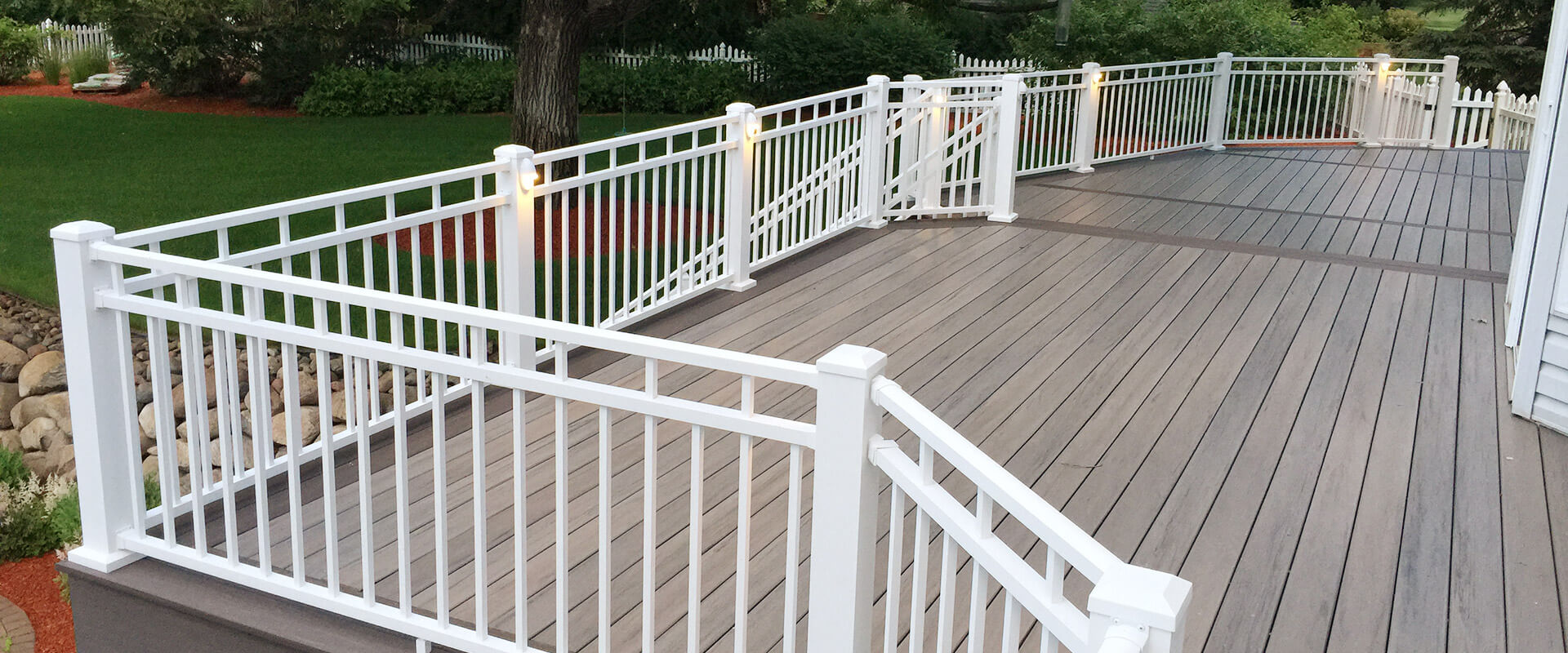 RR Affordable Deck Builders | Roselle IL