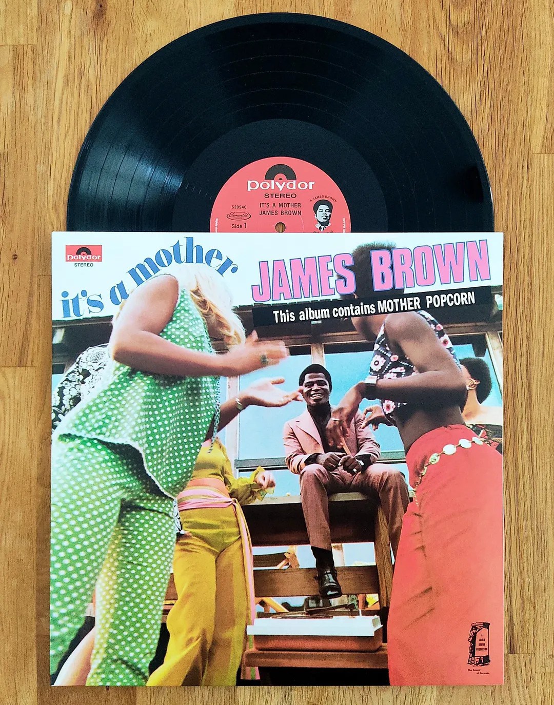 Happy Mother's Day Everyone 💐 Listen to James Brown's 26th studio