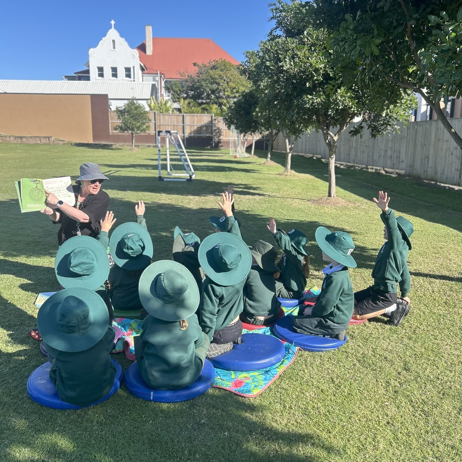 Holy Cross School Wooloowin
