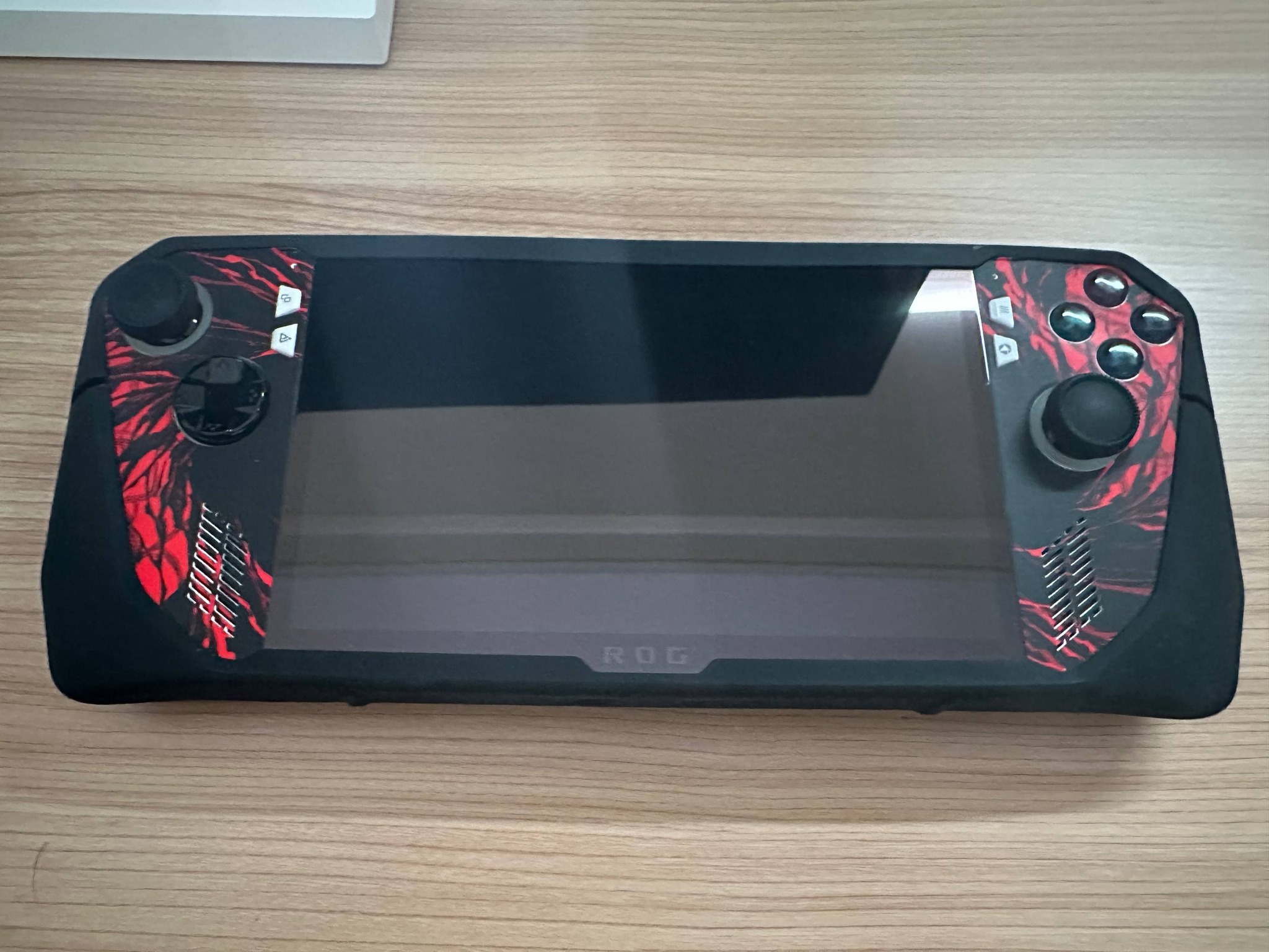 ROG Ally Z1E handheld gaming console for sale | Kampong Mentiri