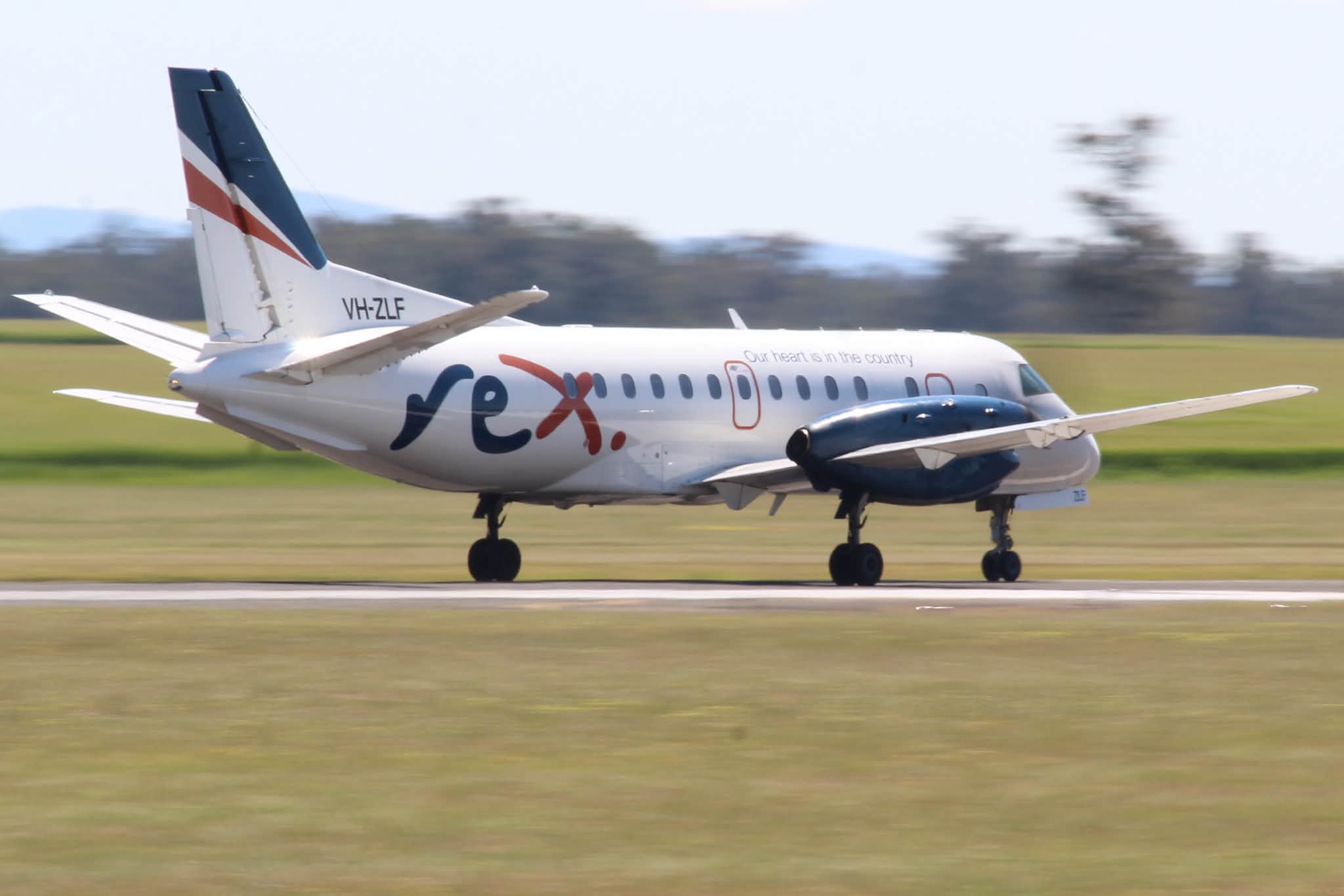 Rex Airlines Saab 340B ( VH-ZLF ) departing to Sydney as ZL6519