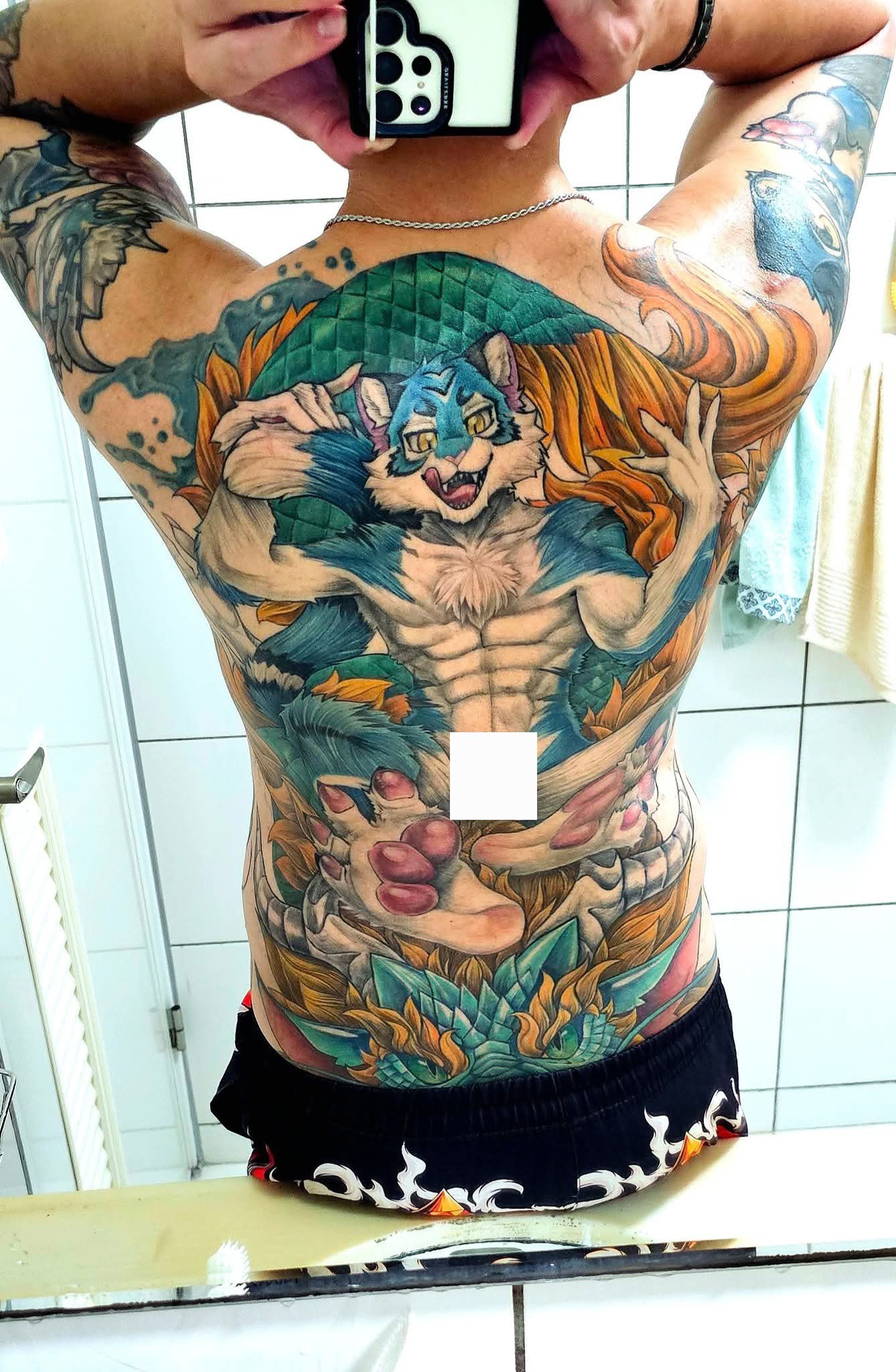 Tattoo Artist Porn GIF #35