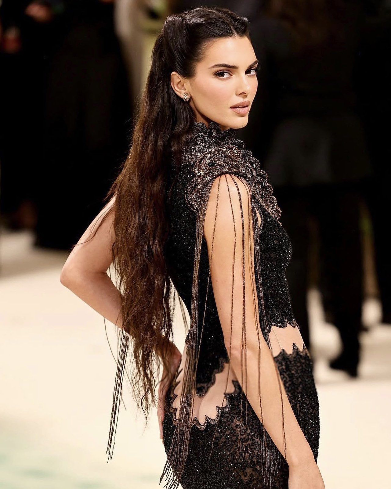 kendall jenner at the 2024 met gala wearing archive givenchy FW