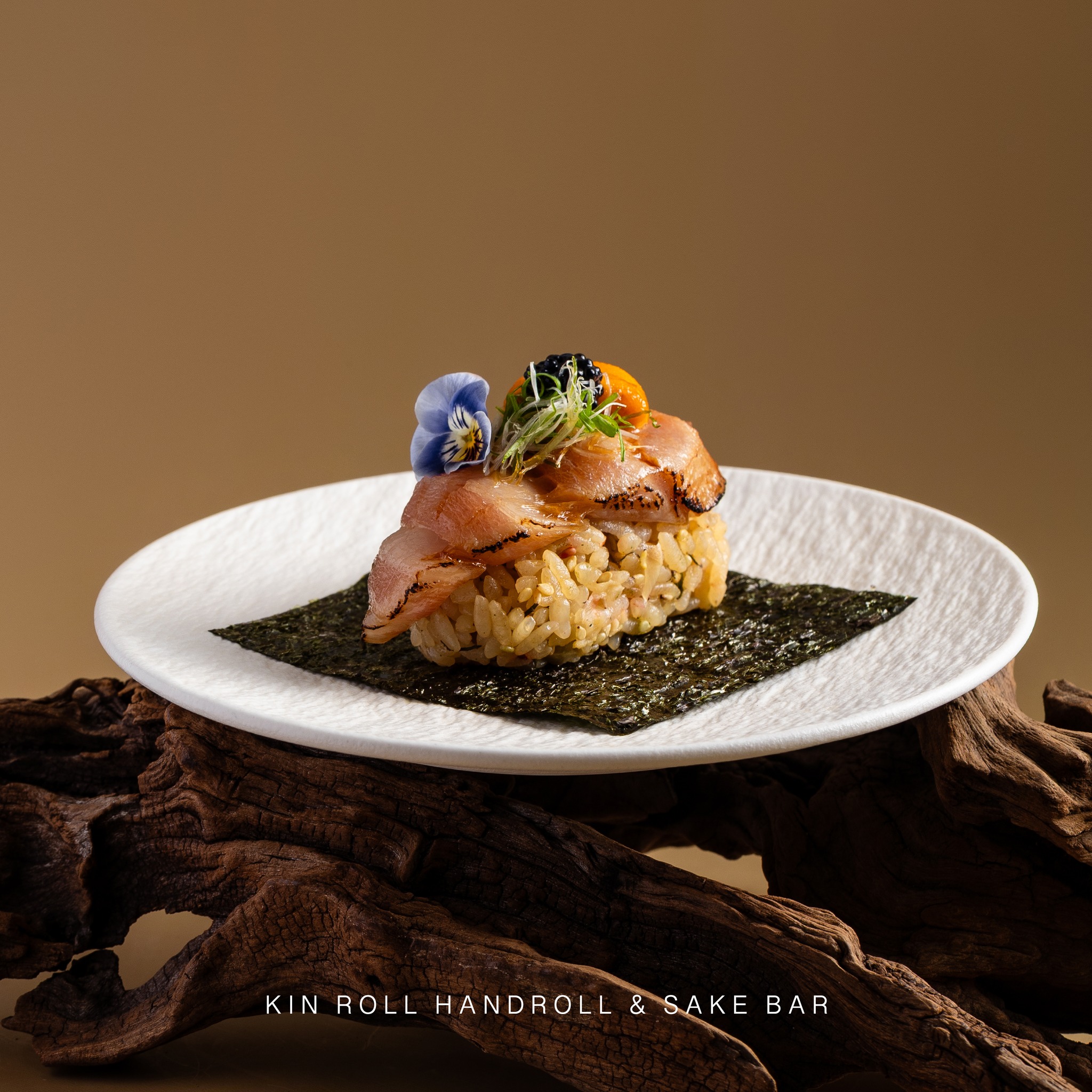 KIN ROLL - HandRoll Sushi | Bangkok