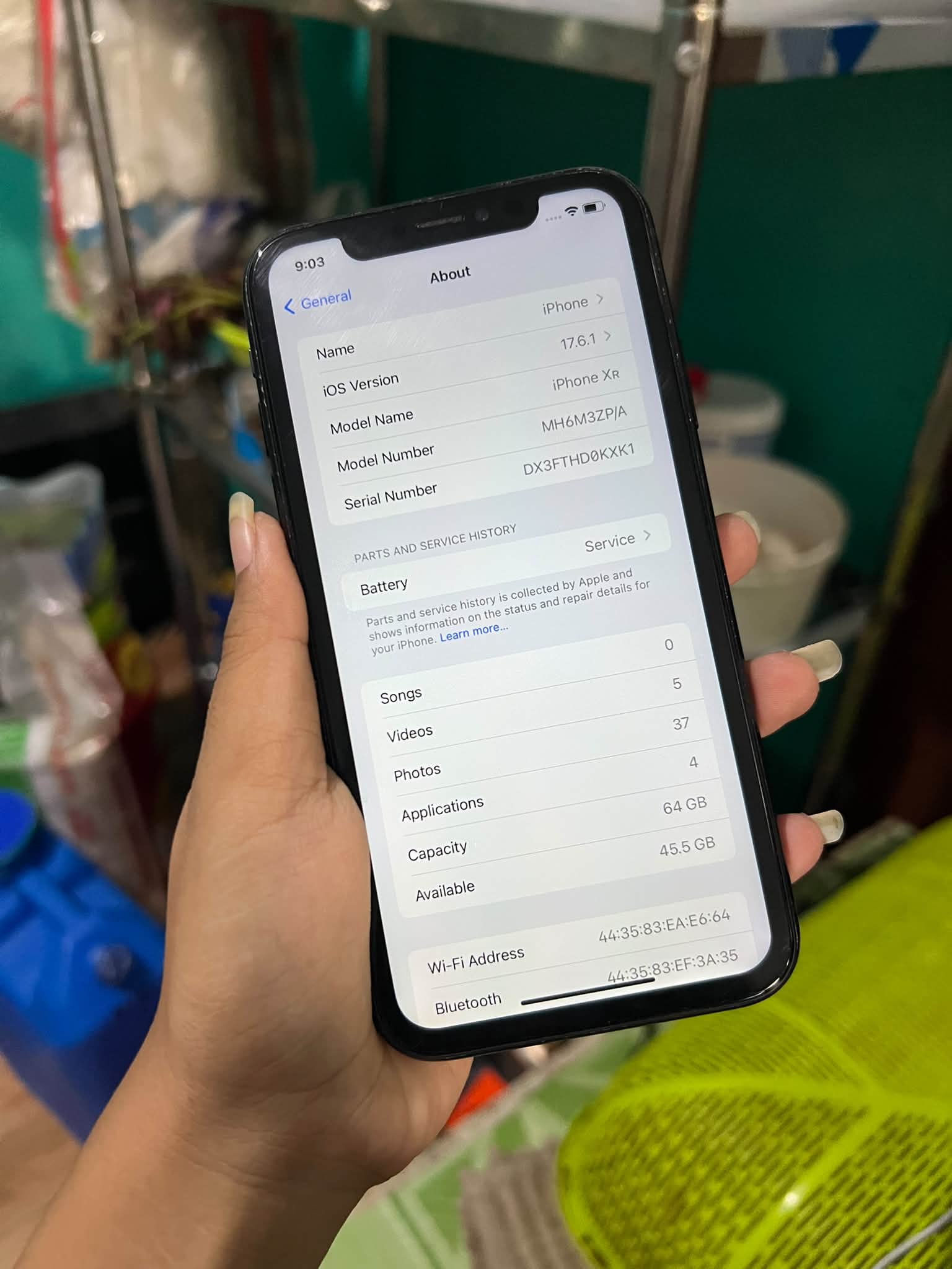 Iphone Xr For sale 64gb 76 Battery Health Anysim Face id working