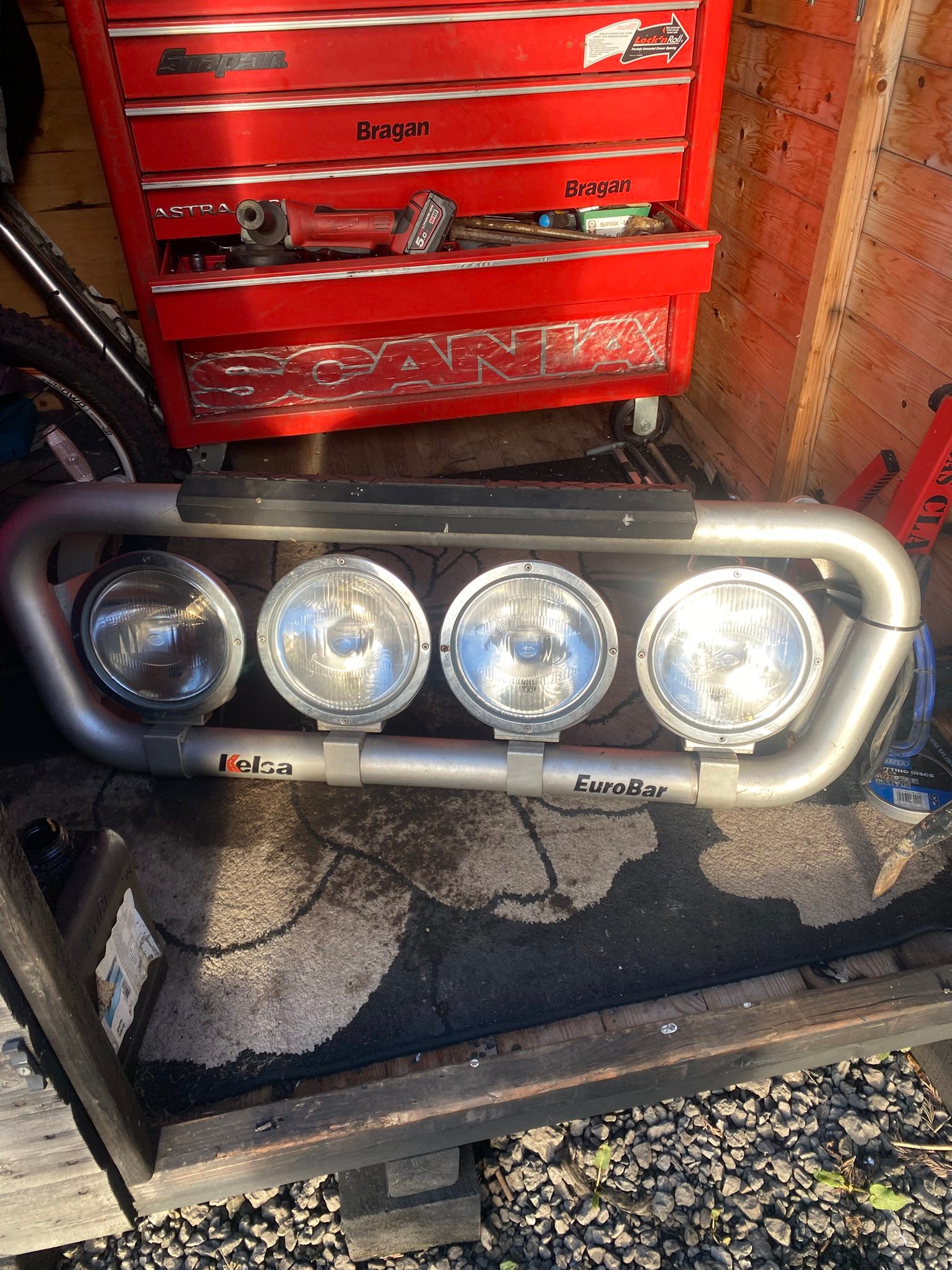 Kelsa Multi Bar for R series Scania Wired for spots and has amber 