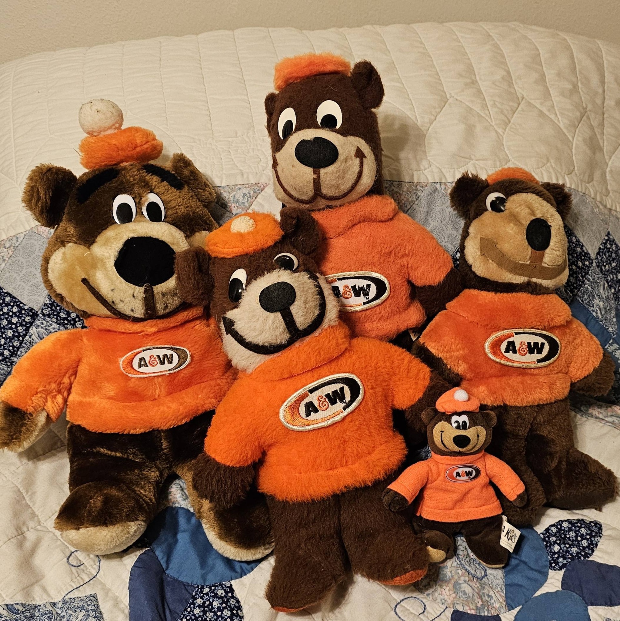Vintage A&W Root Bear bobble head collectible