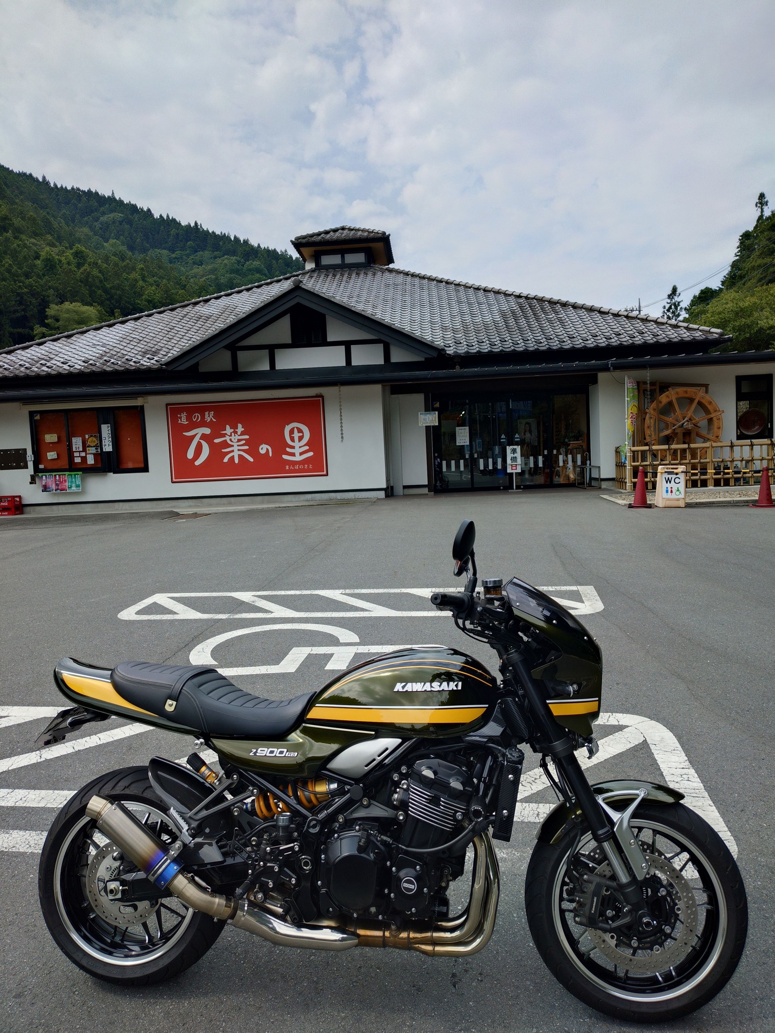 純正で乗るはずがアレもコレも気になり… 一通り満足したので暫くこの