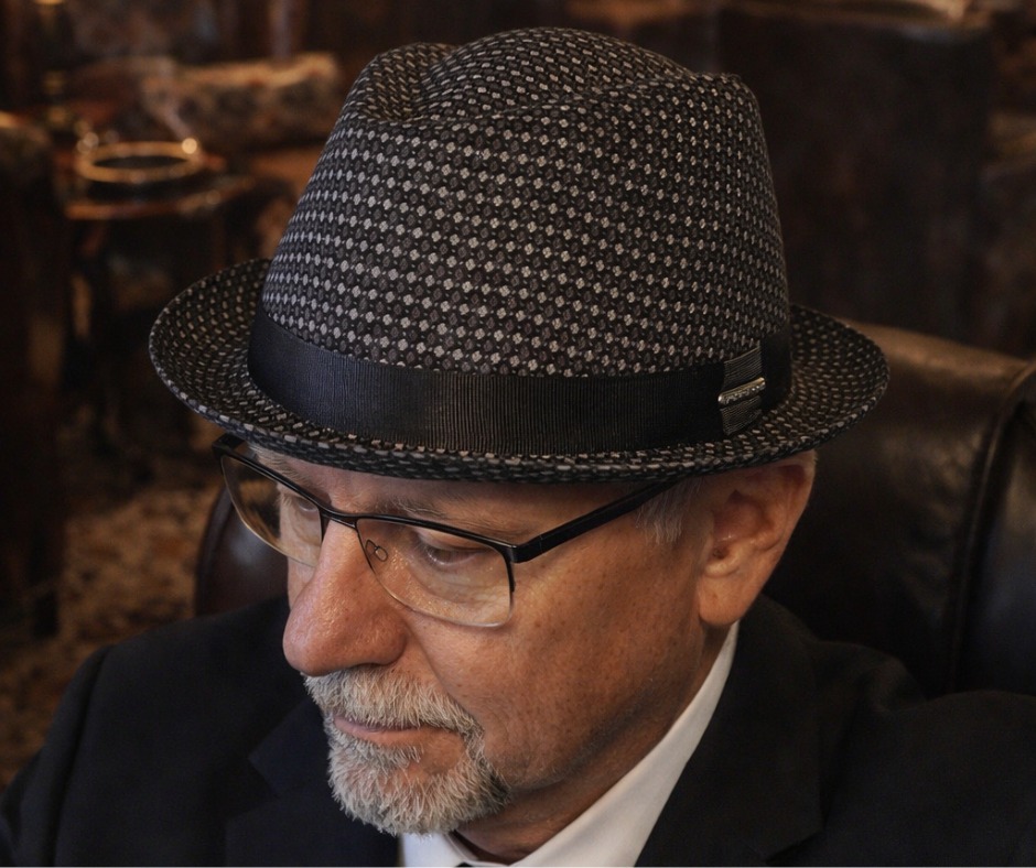 Applique con cappello piatto corten in alluminio esterno interno vetro