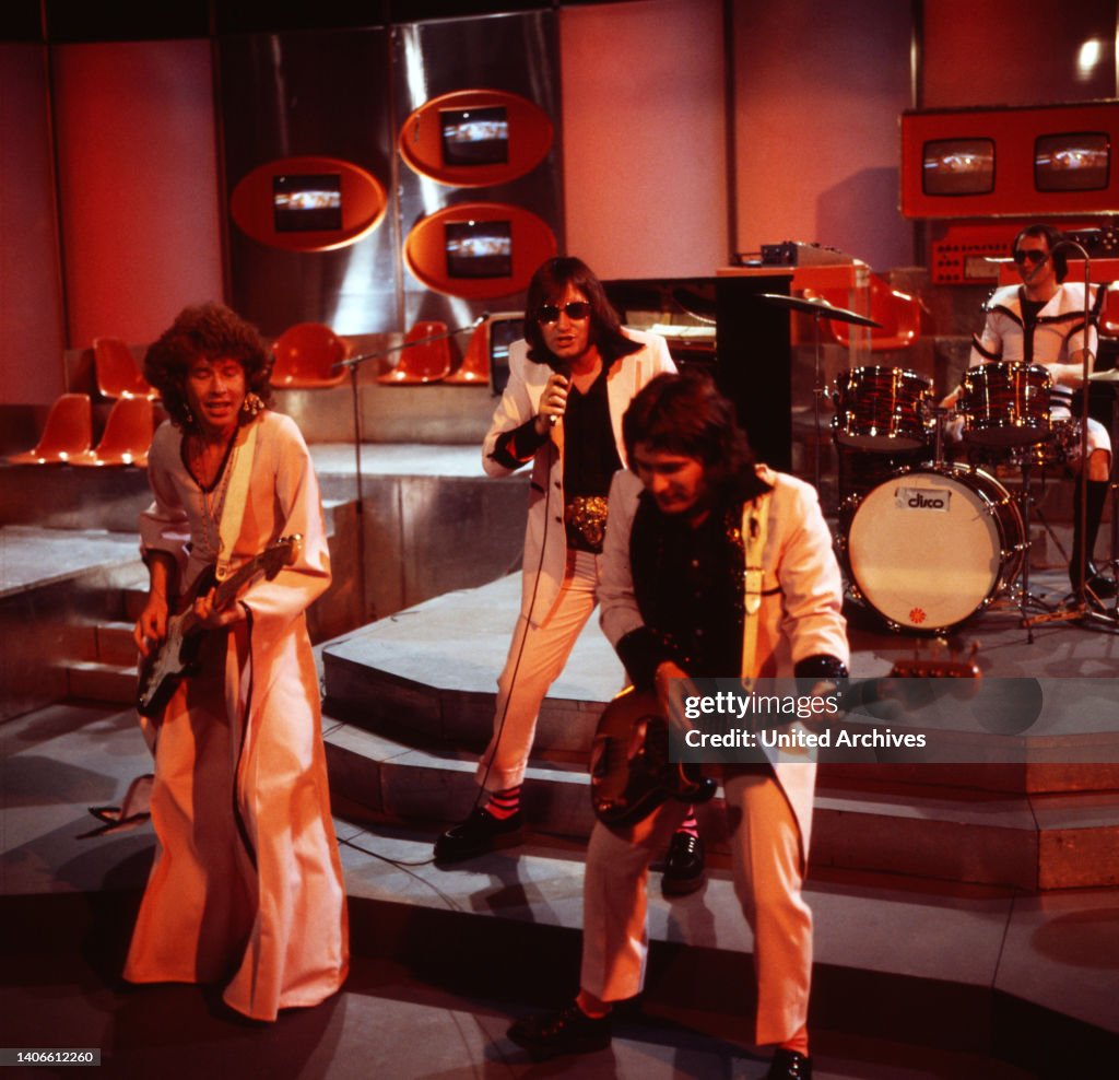 I Love - When you think of 1970s glam rock, you might picture glitter ...