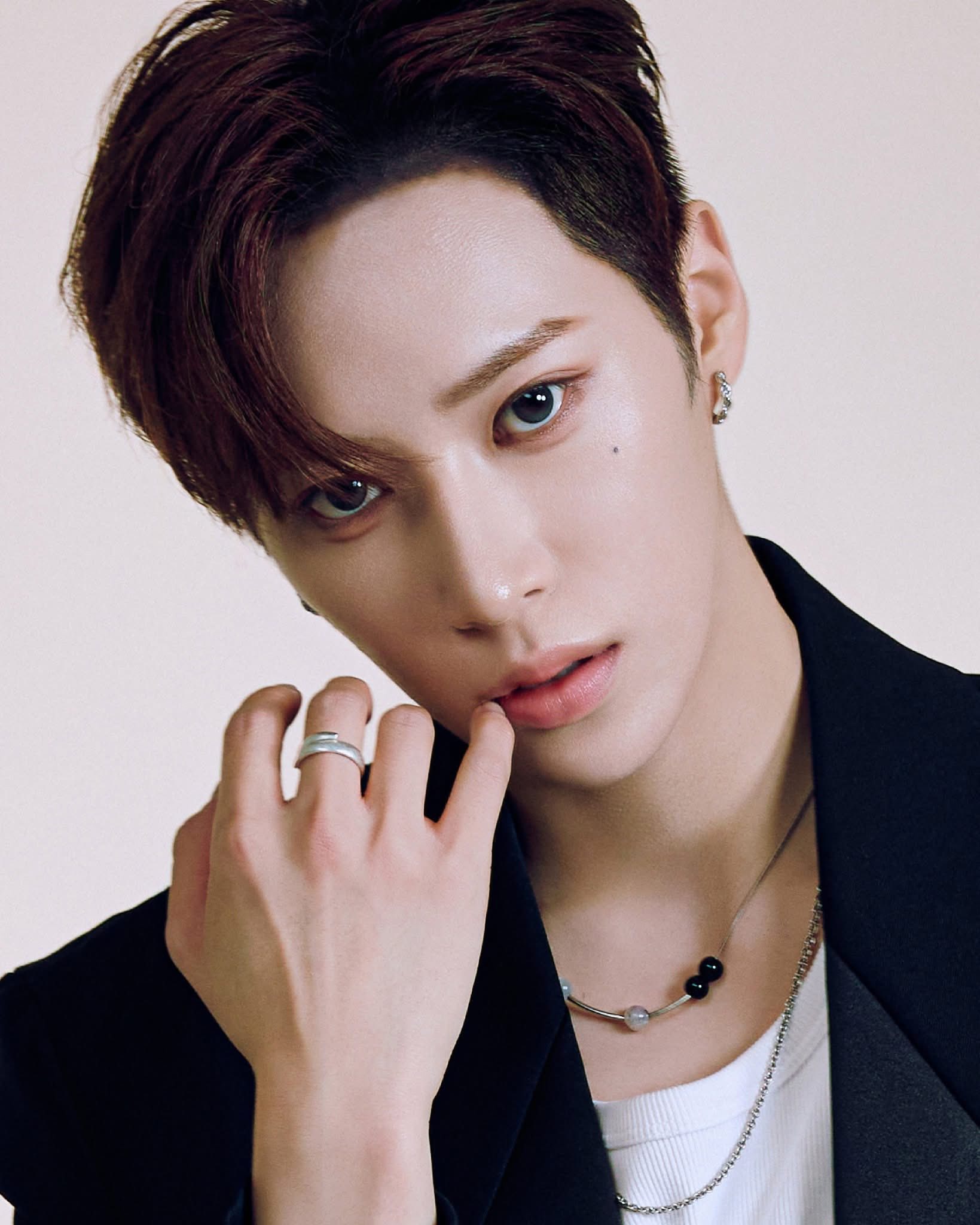 ALD1 5th debuting member, He Xinlong! #BOYS2PLANET