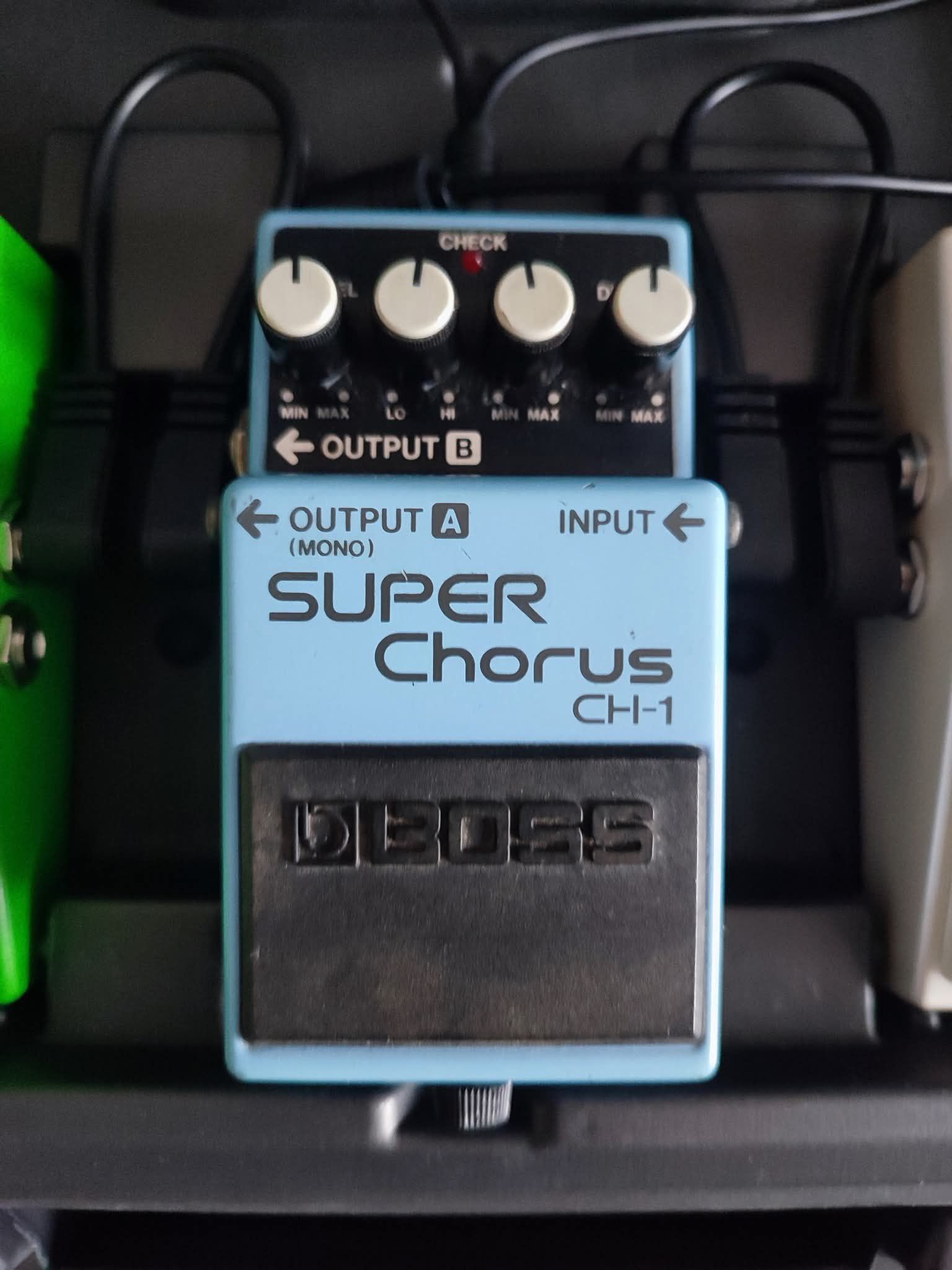 Vintage Aria chorus pedal from the 80's still works