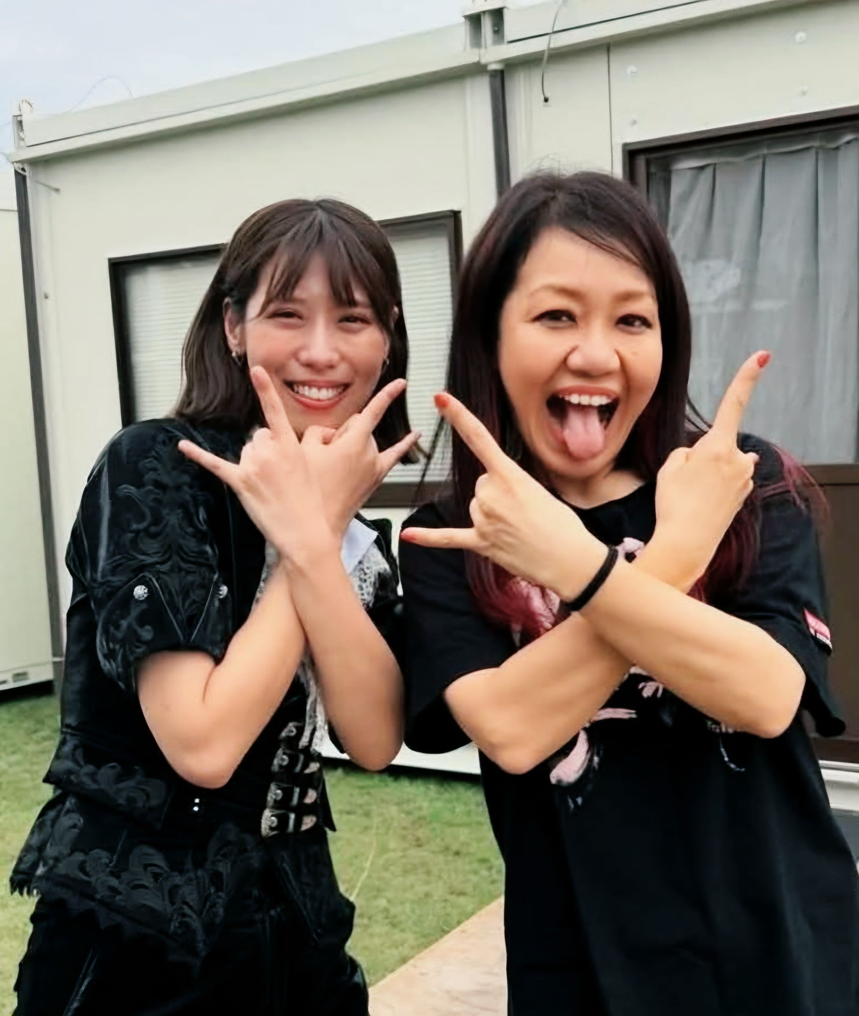 Akane 🥁 BAND-MAID 💝 Nao 🥁 MAXIMUM THE HORMONE 🤘🔥