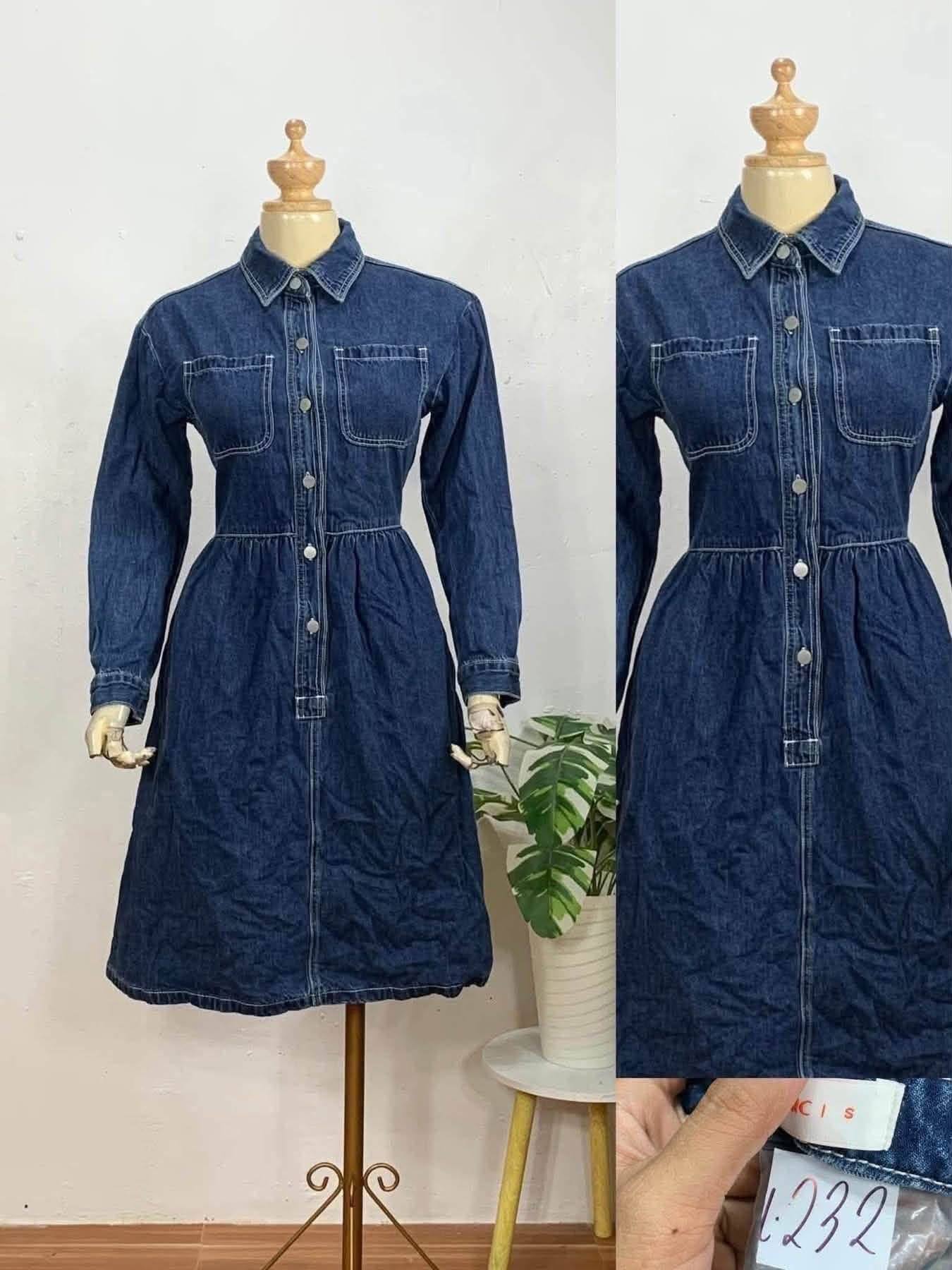 Urbanic Denim Dress 💙 Small on tag. Up to semi med. 249.00 only can do shopee cod✔️