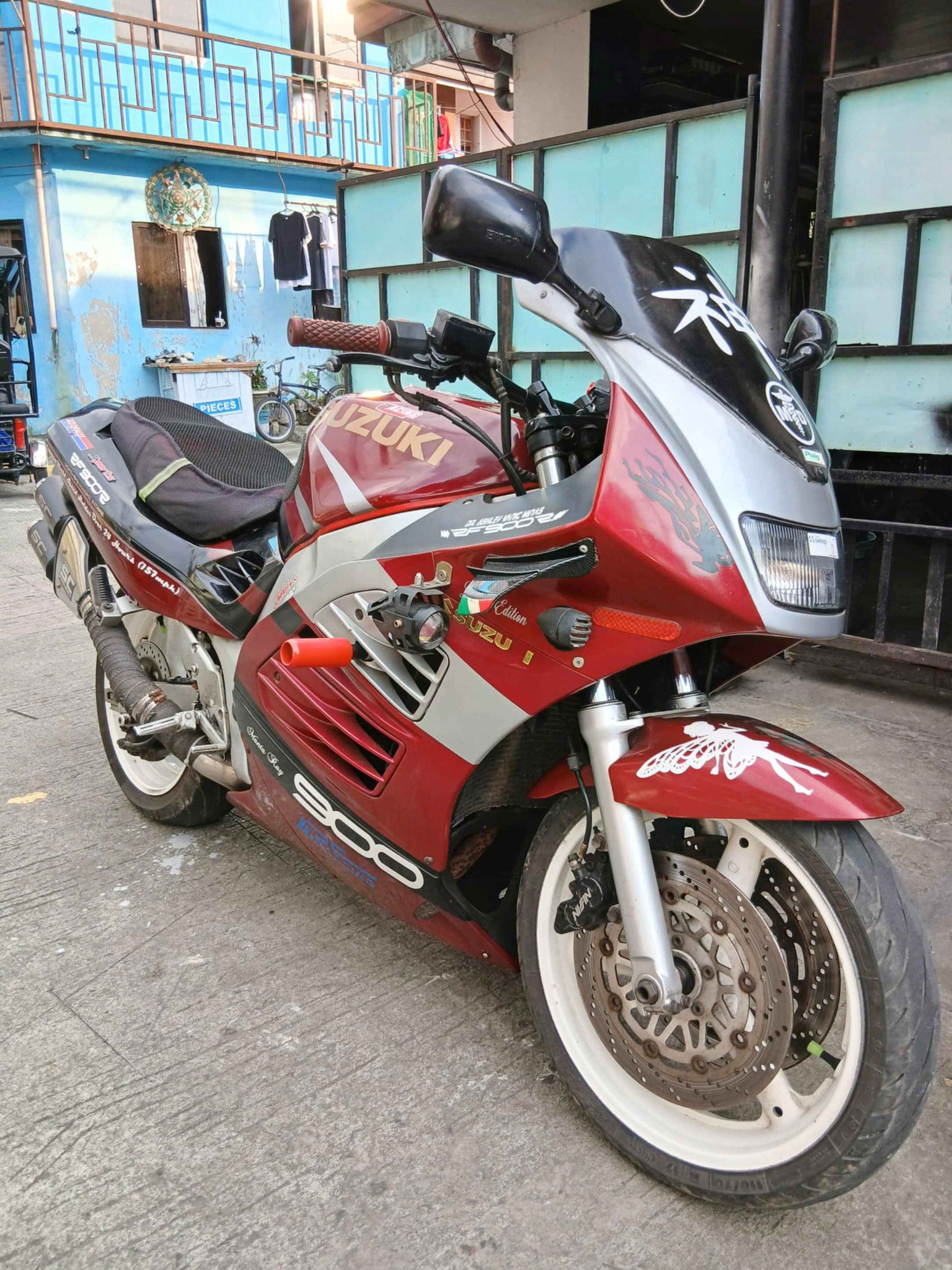 レイ SUZUKI RF900rr the one and only in the Philippines! Up-to-date OR