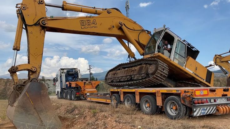W1 - Amazing excavators and diggers at work showcase raw power and ...