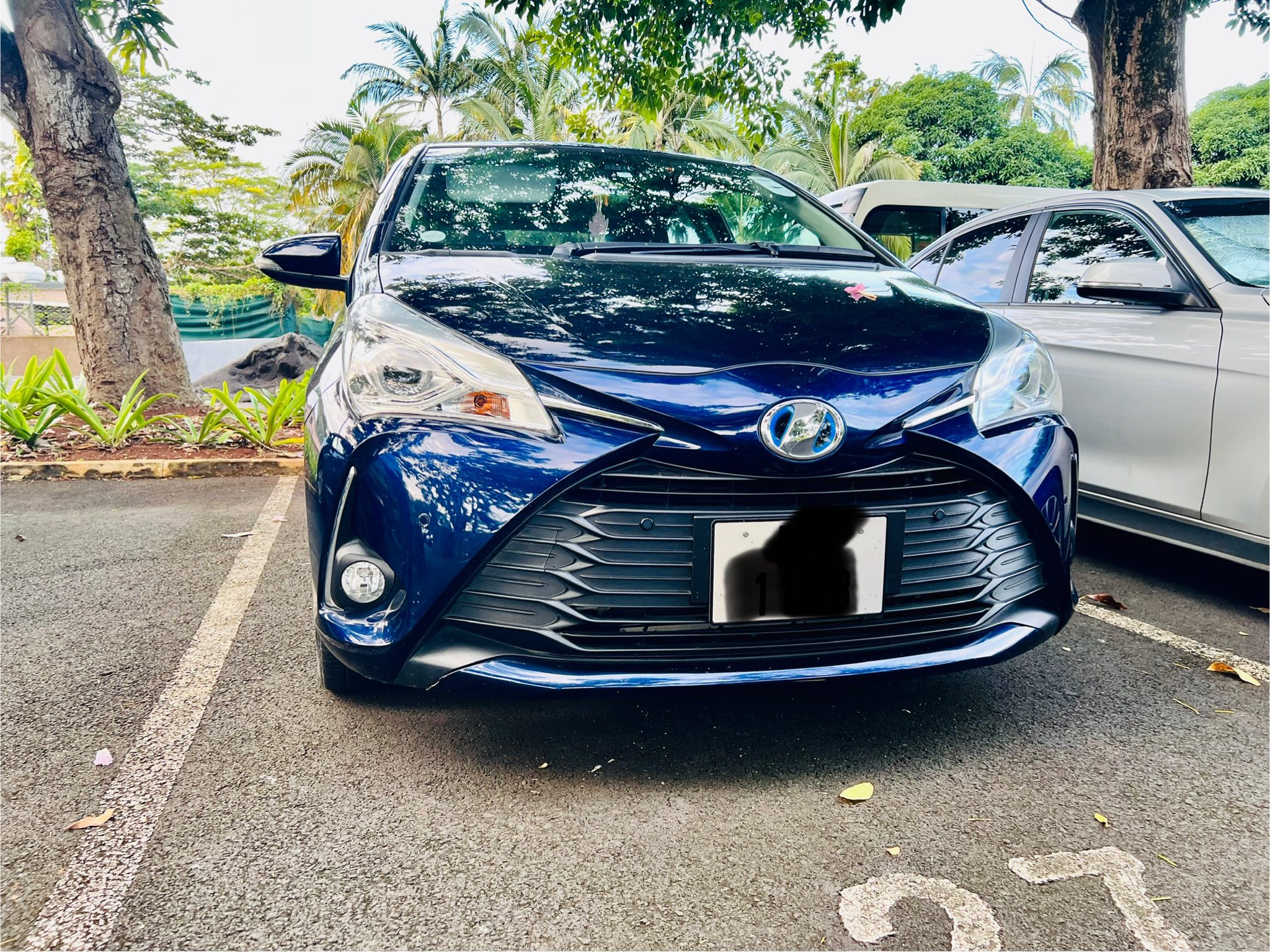 TOYOTA VITZ.#CDG *Cc 1490 *full ac* *Sport Rims* *full document